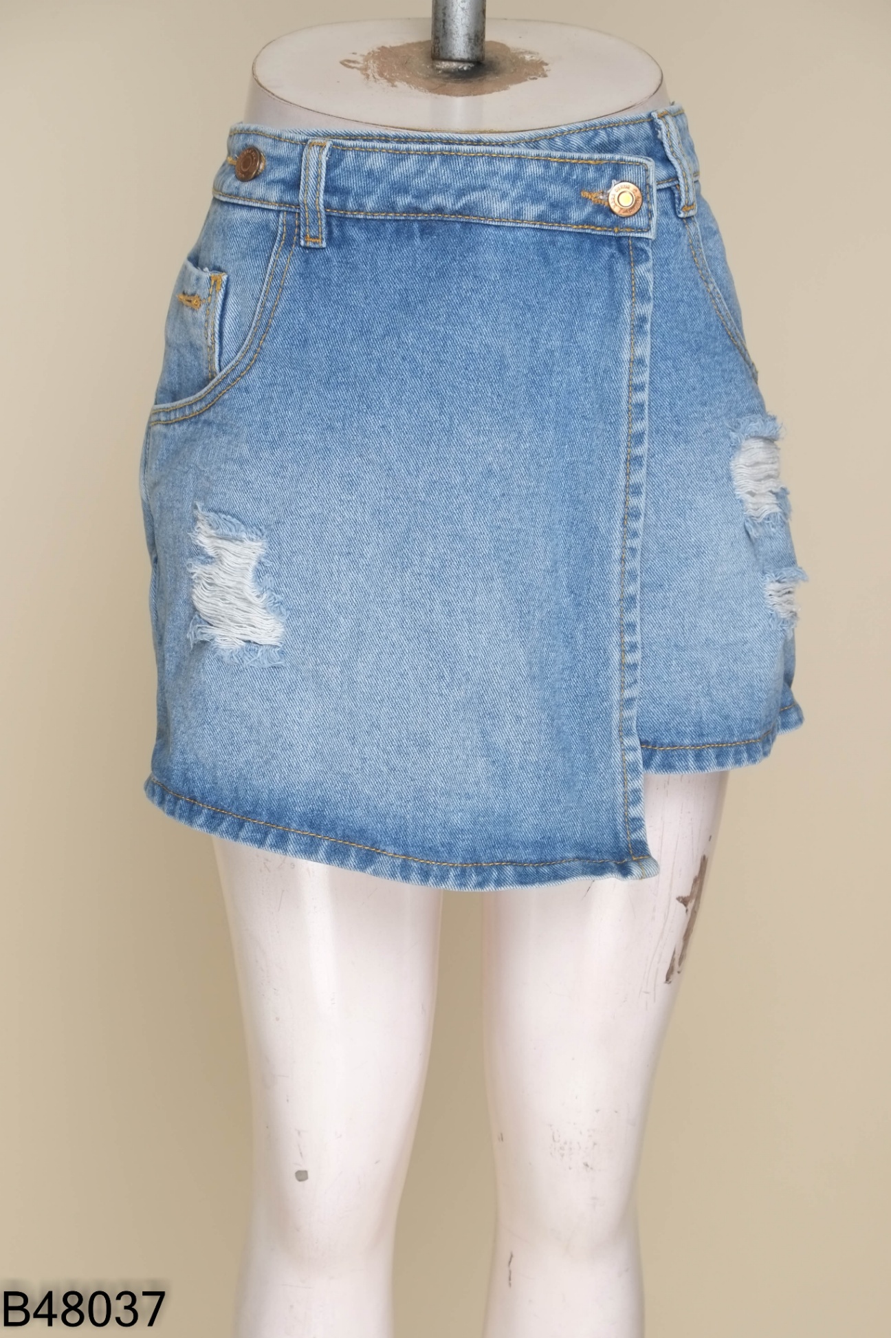 Quần giả váy ZARA jeans xanh rách