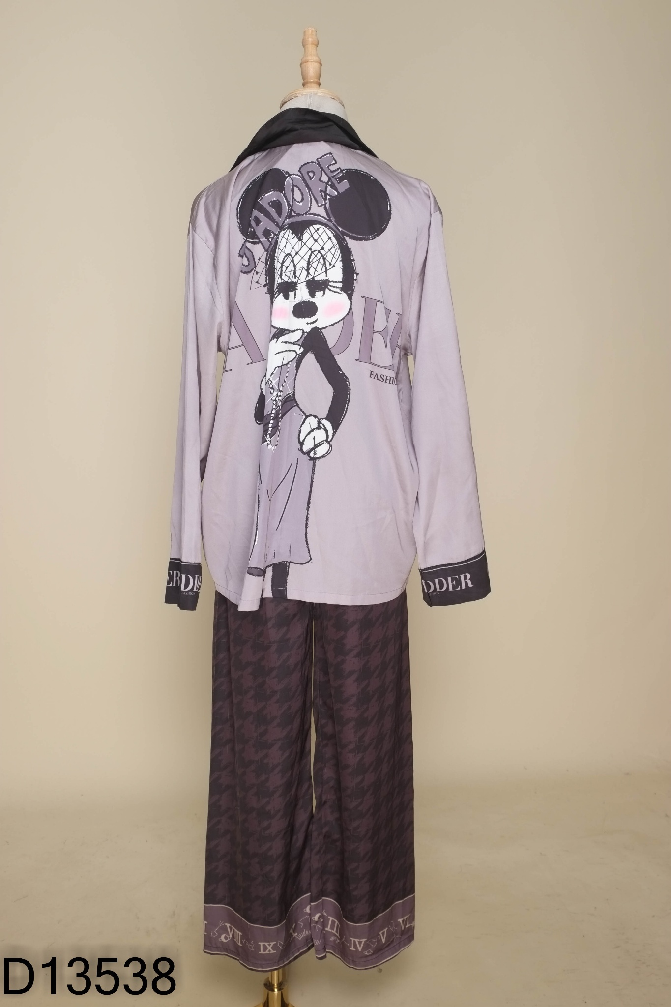 Set bộ ngủ xám hình mickey