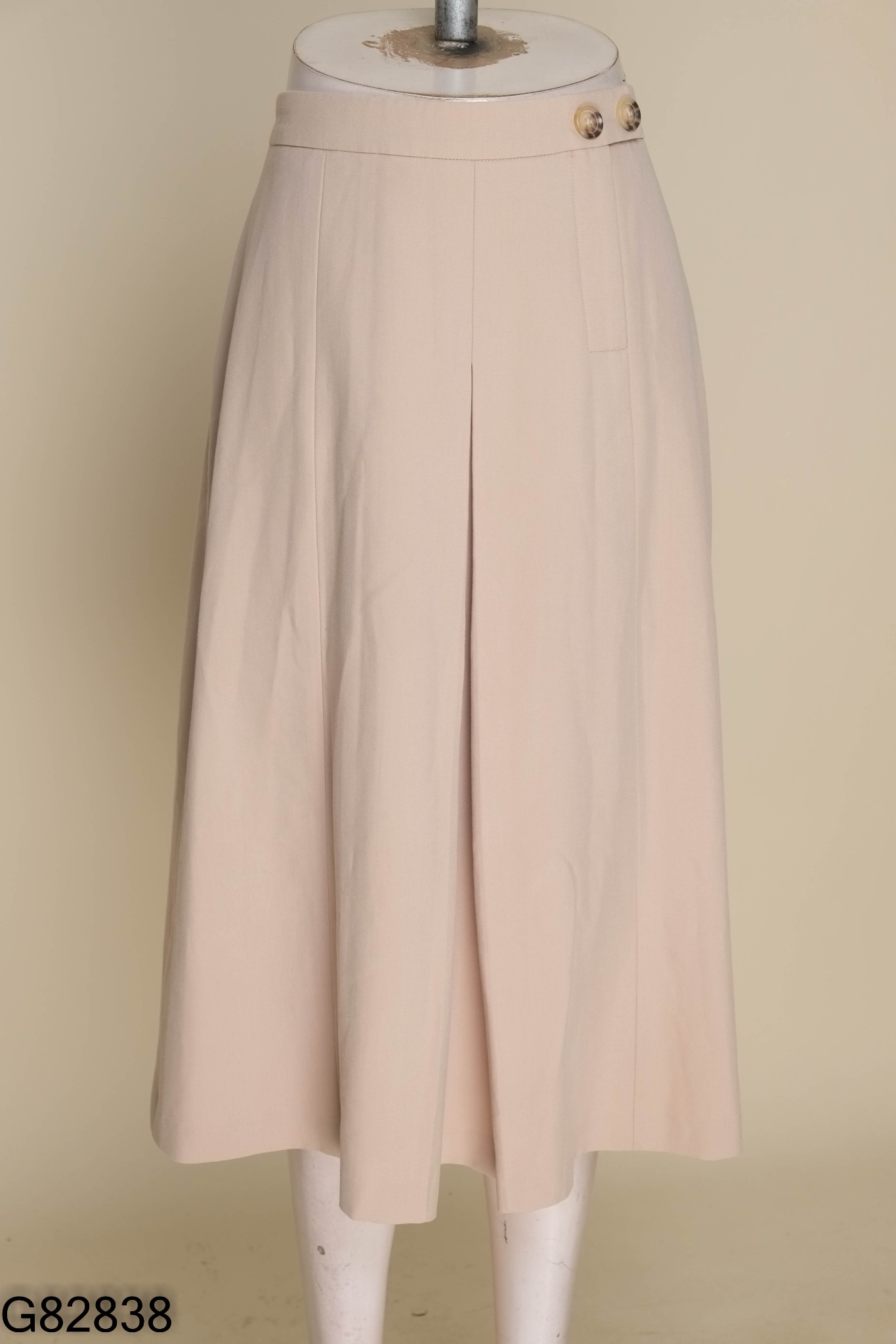 Chân váy MÉO nâu be