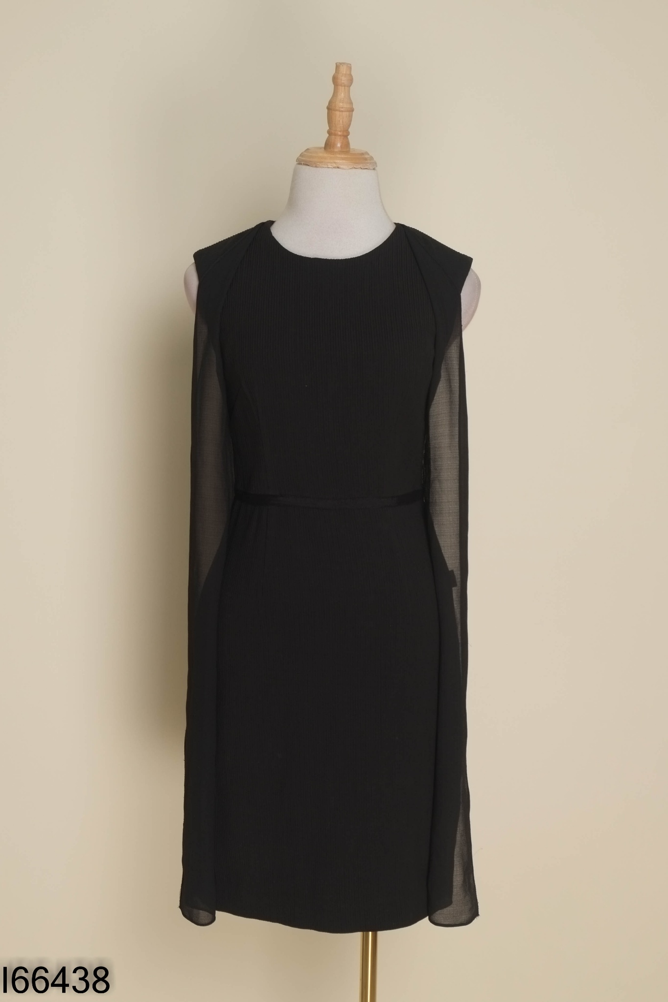 Váy đen IVY MODA phối voan