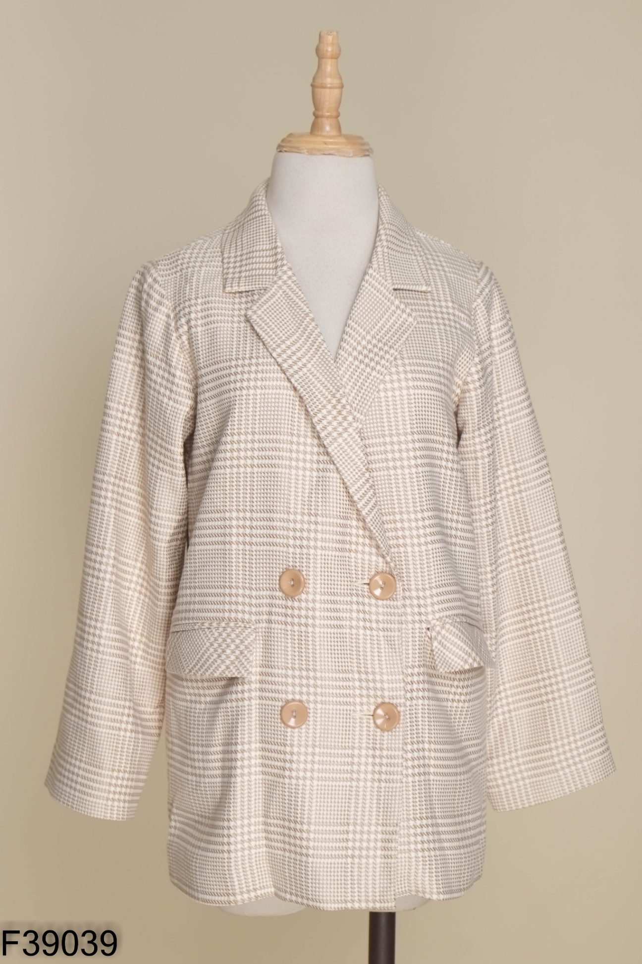 Áo blaze NAKED BY V be họa tiết ziczac