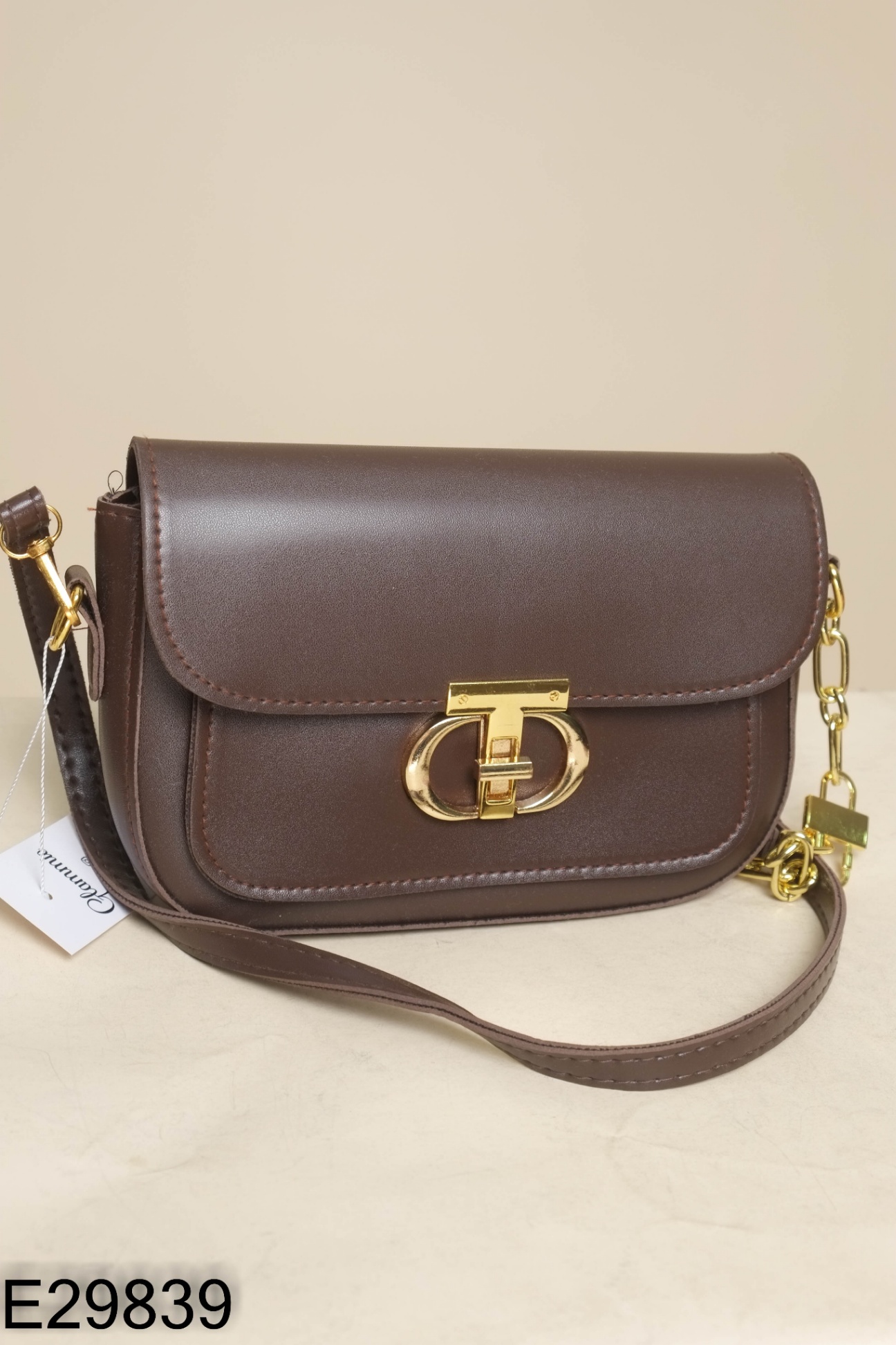 Túi da nâu khóa vàng