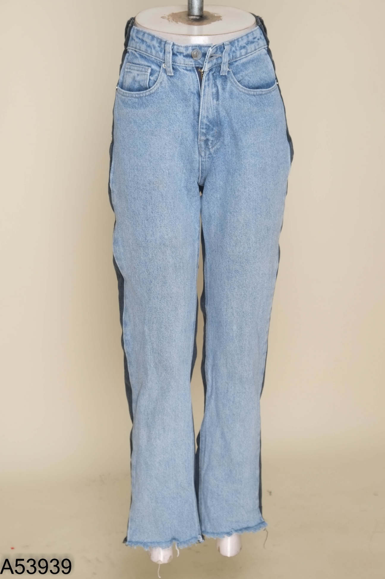 Quần ROCKY jeans xanh phối xanh đen
