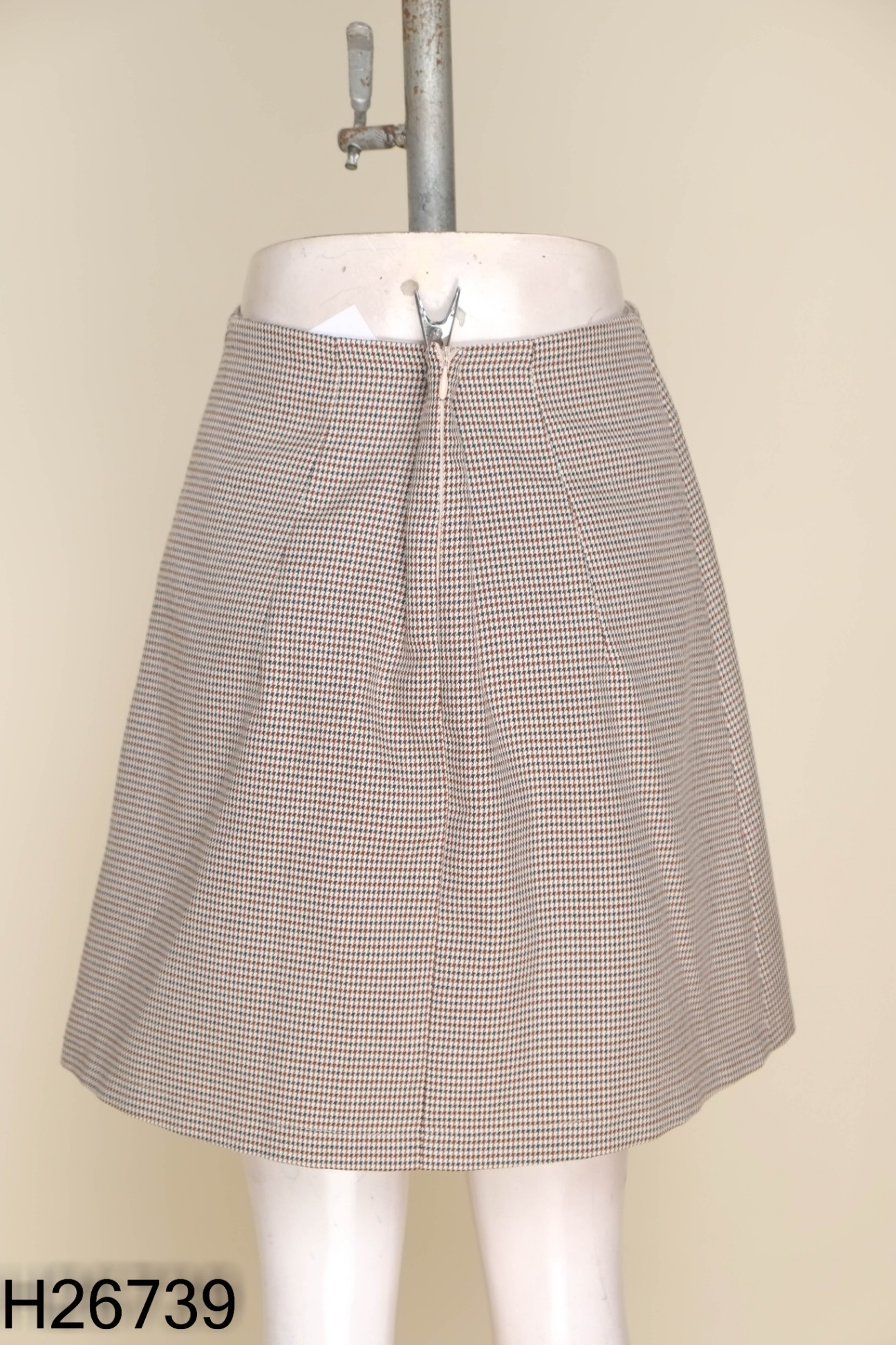 Chân váy BEAUTEbyV nâu ziczac be