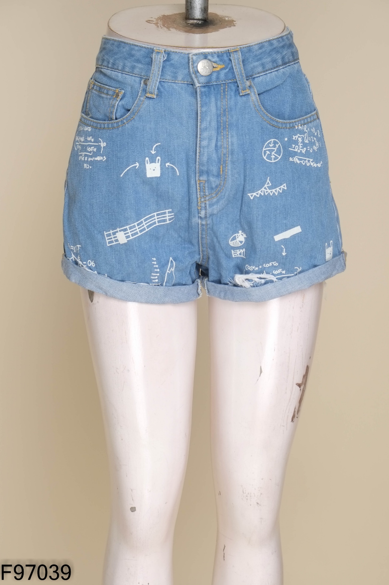 Quần short jeans xanh rách
