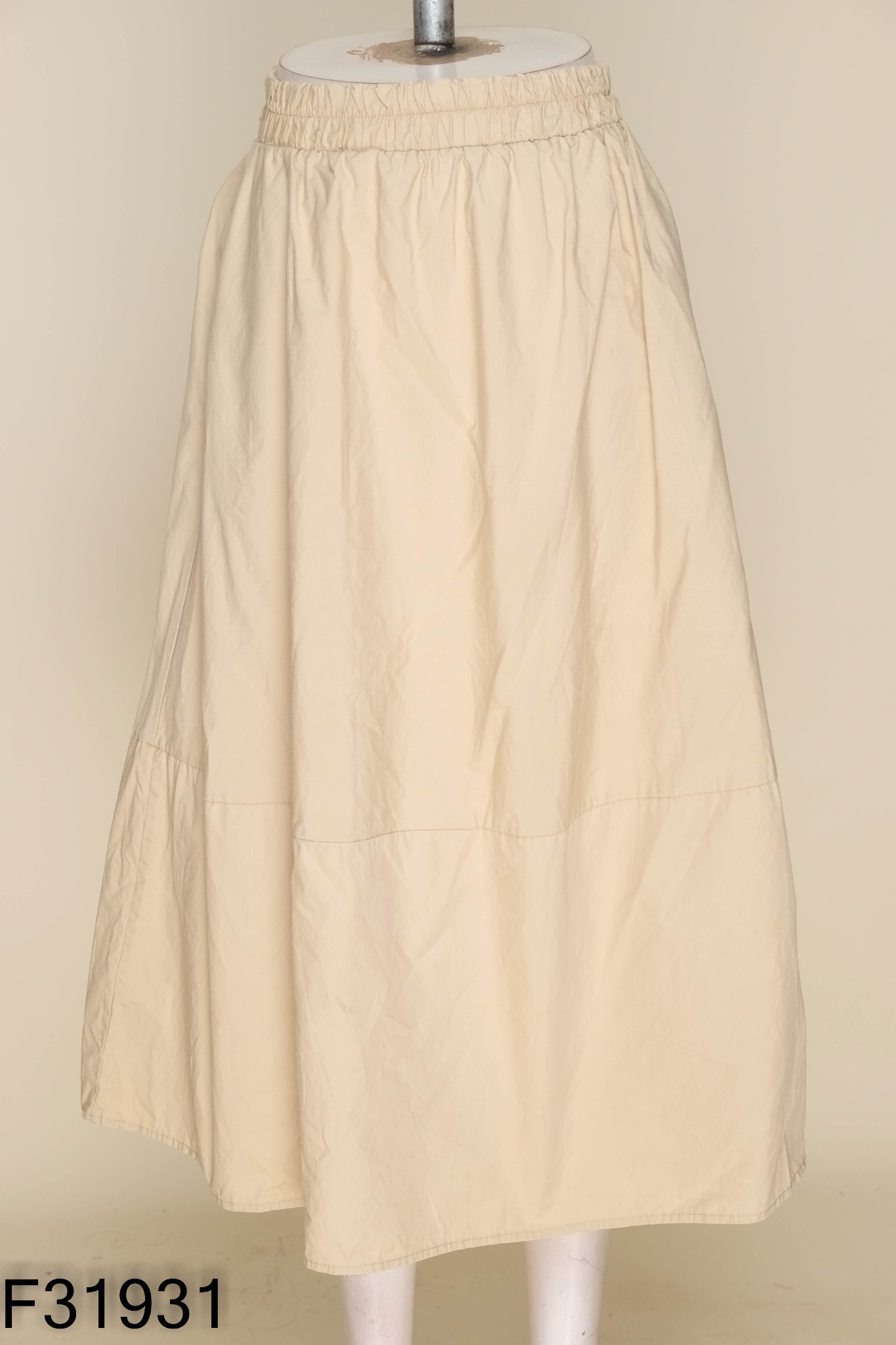 Chân váy thô đen trơn