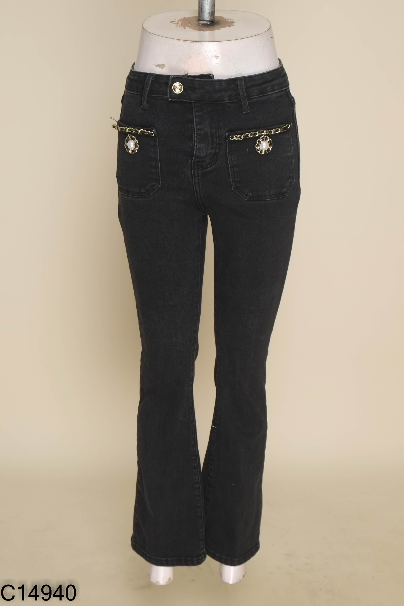 Quần jeans đen trơn