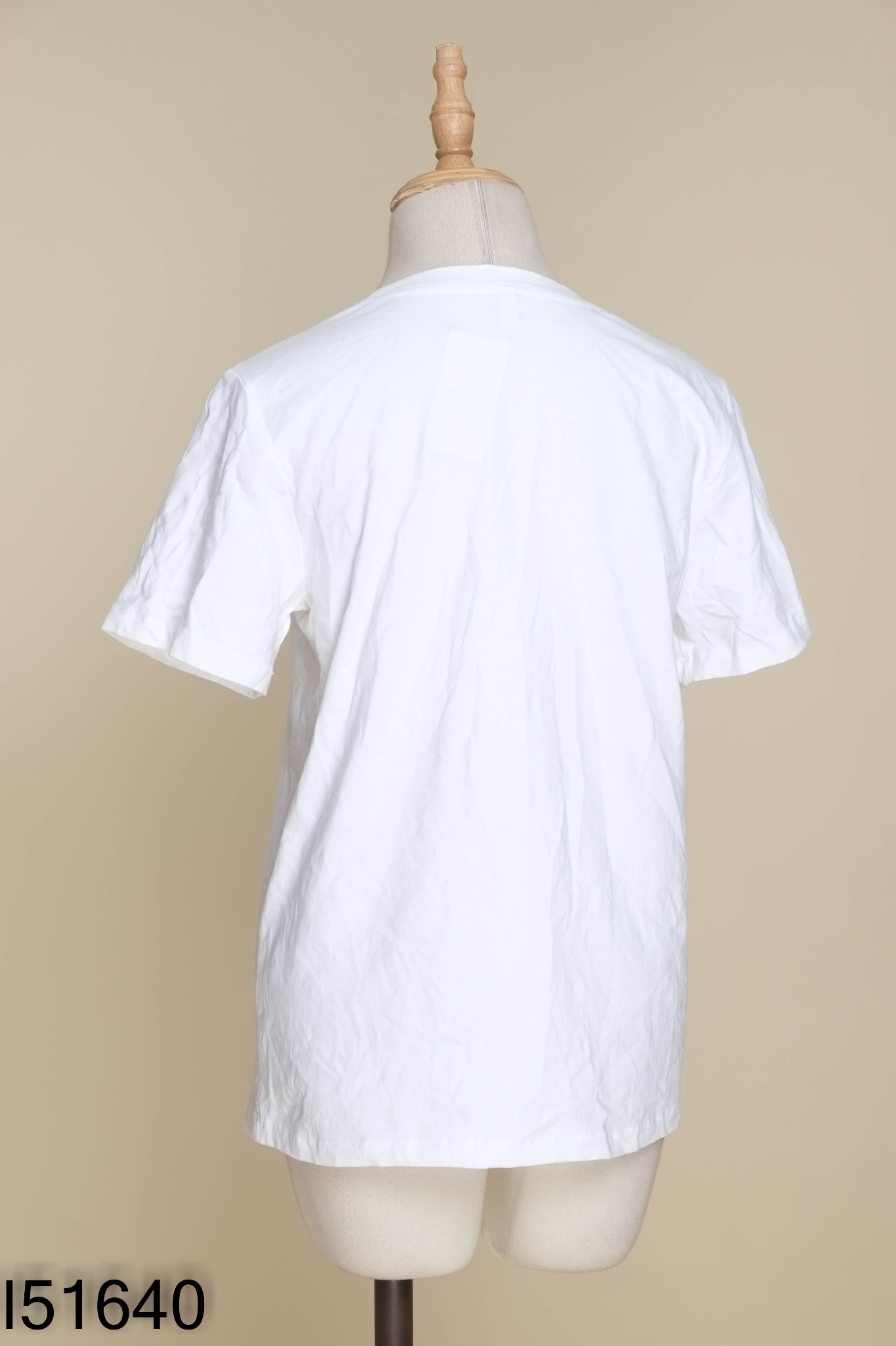 Áo thun LEIKA trắng hình đen