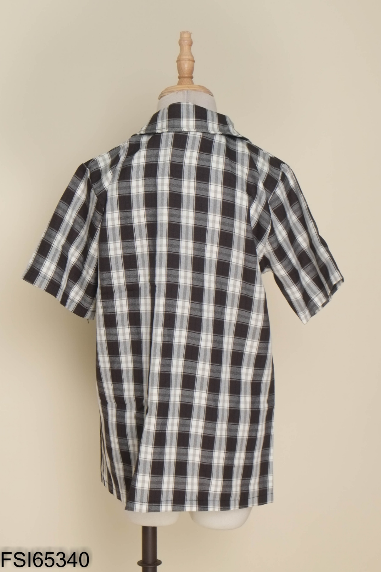 Áo blazer đen kẻ caro be