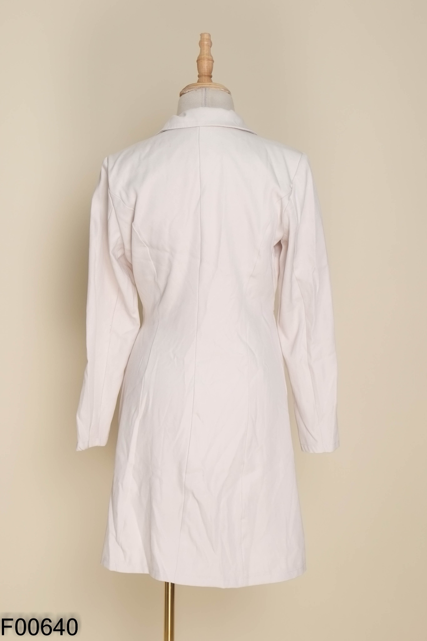 Váy be cổ vest thắt vạt