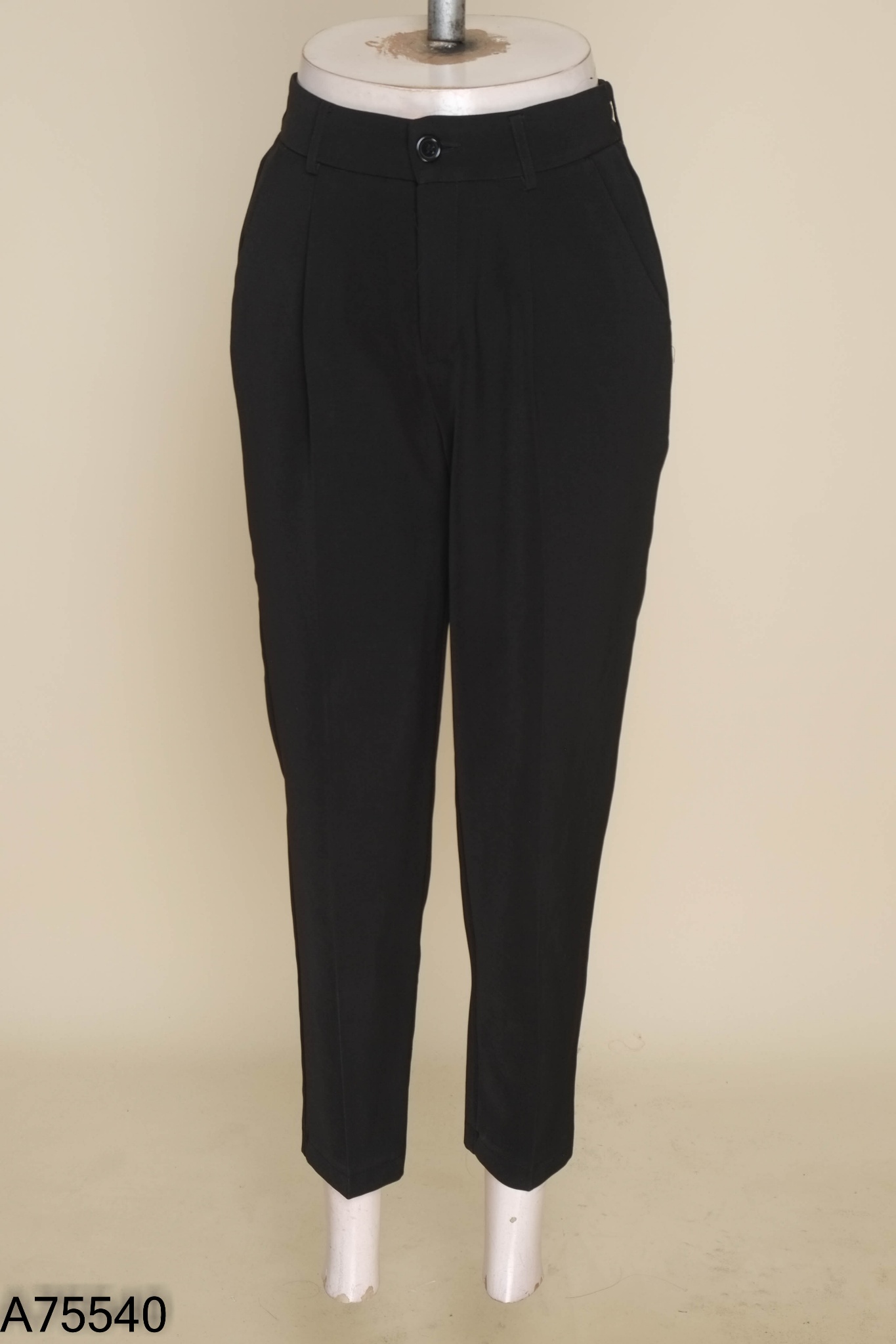 Quần VERO MODA đen trơn