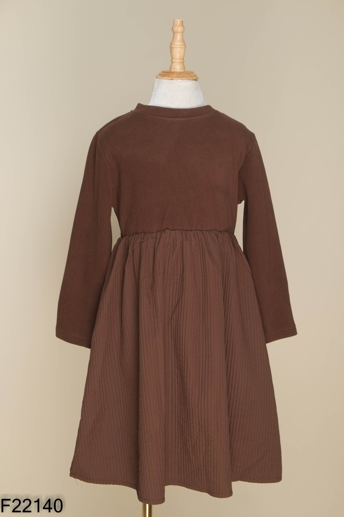 Váy ni nâu dài tay kid