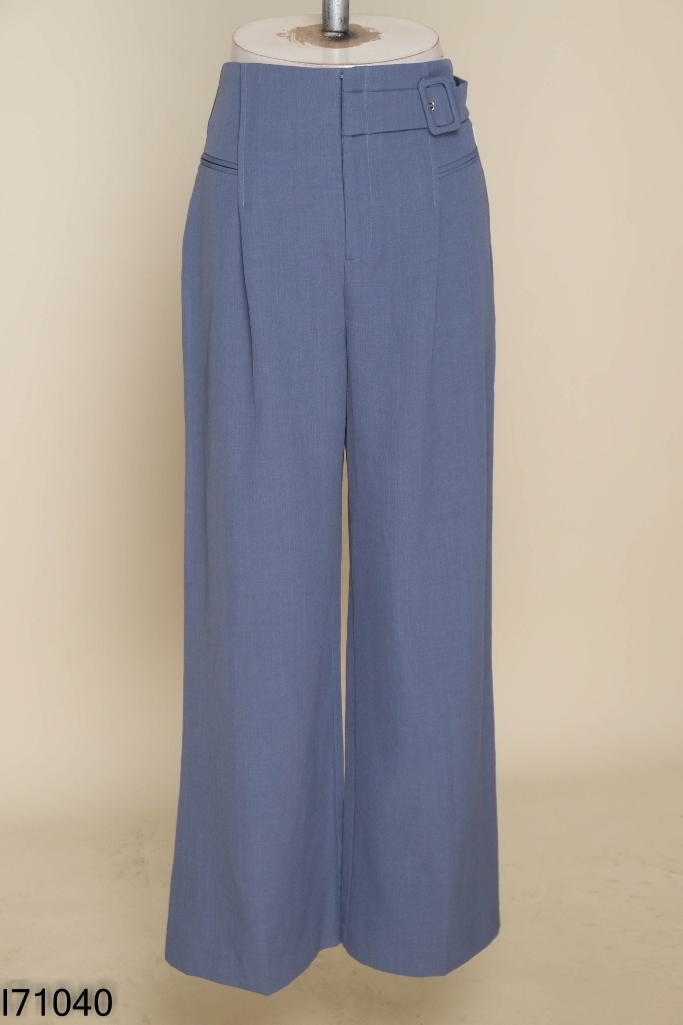 Quần 20AGAIN vải xanh suông