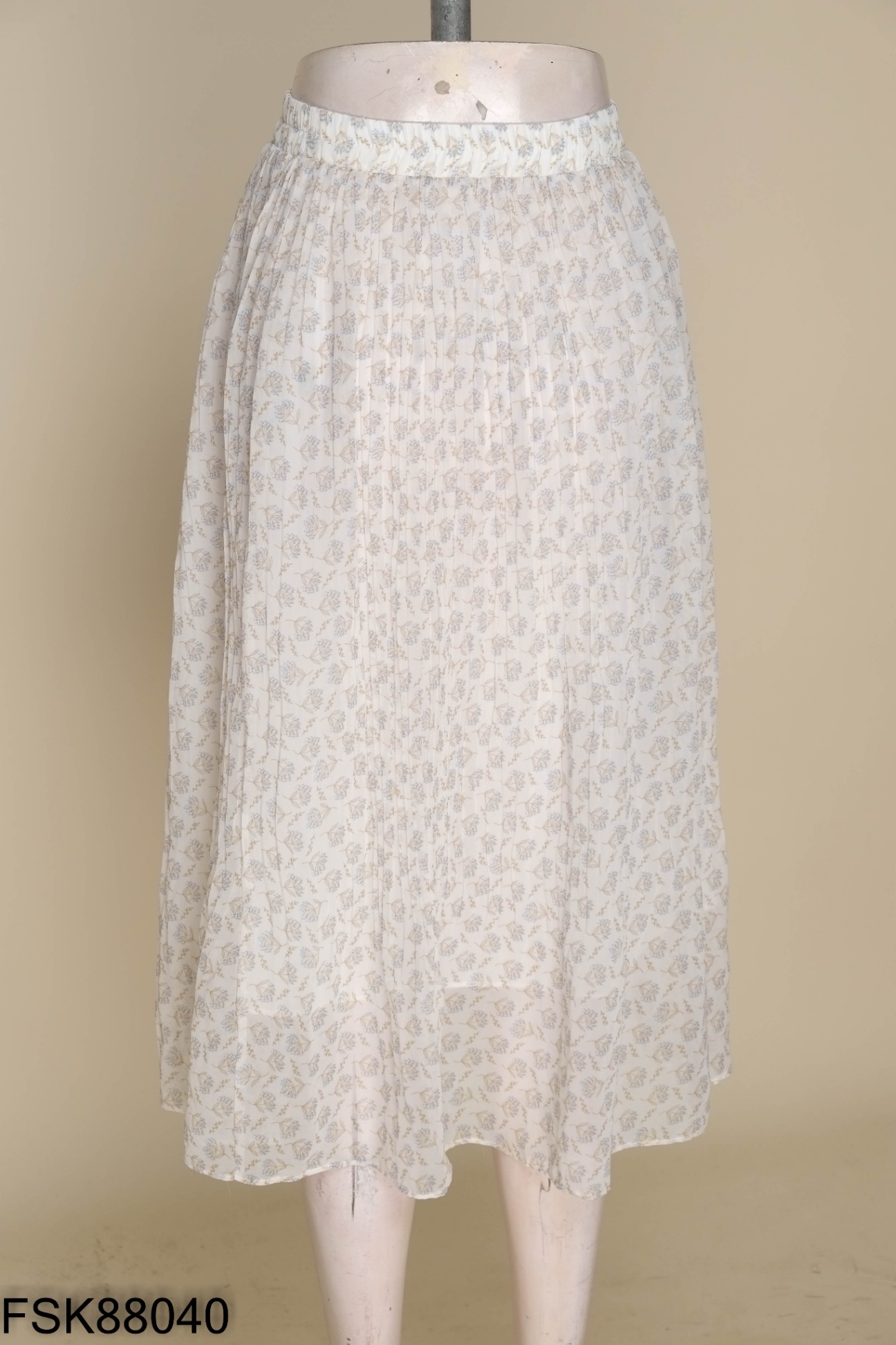 Chân váy voan be hoạ tiết