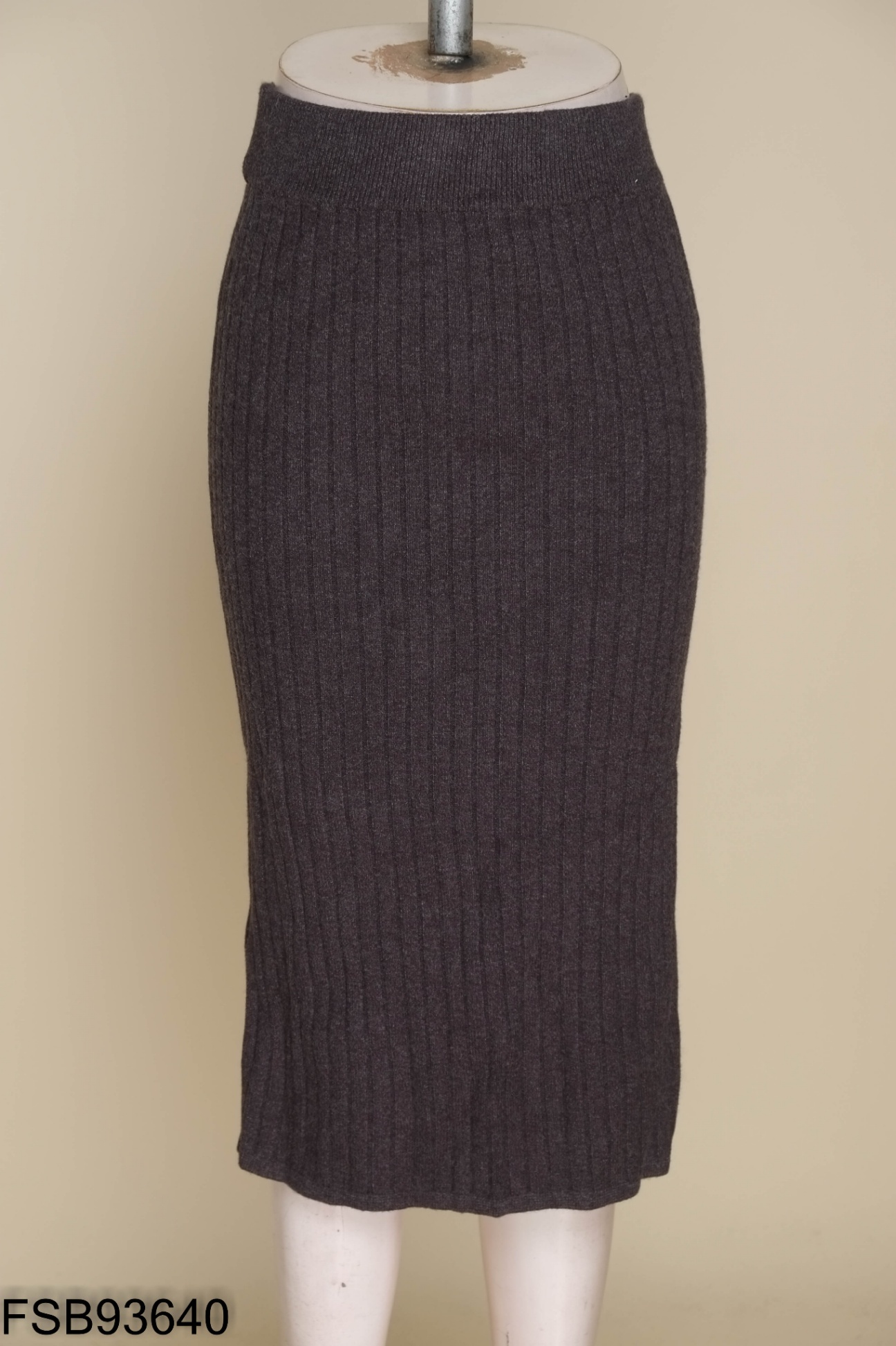 NEW Chân váy len xám đậm