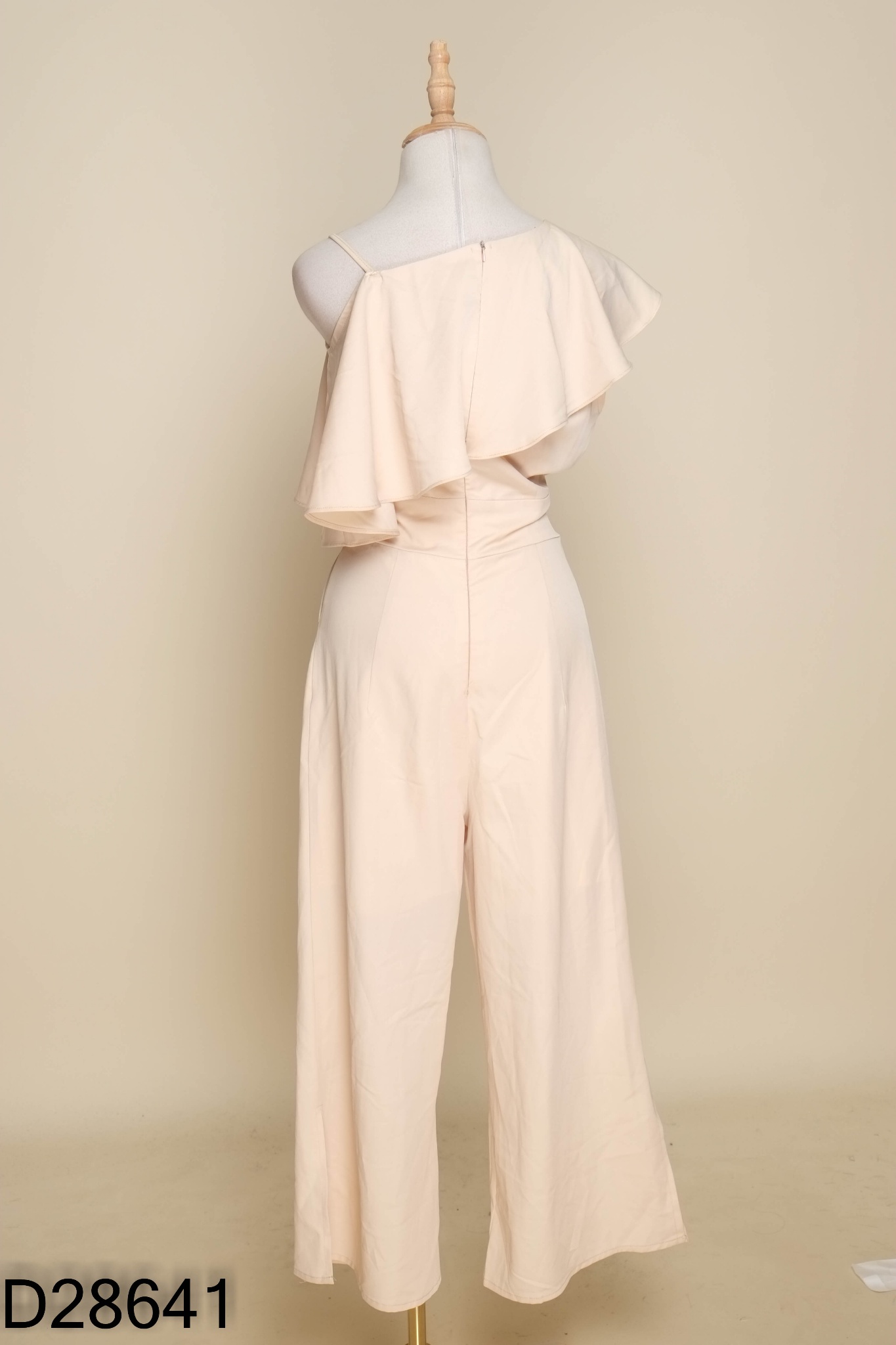 Jumpsuits be lệch vai