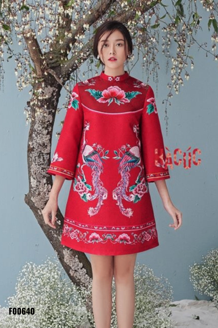 Váy đỏ HÀ CÚC họa tiết cổ tàu