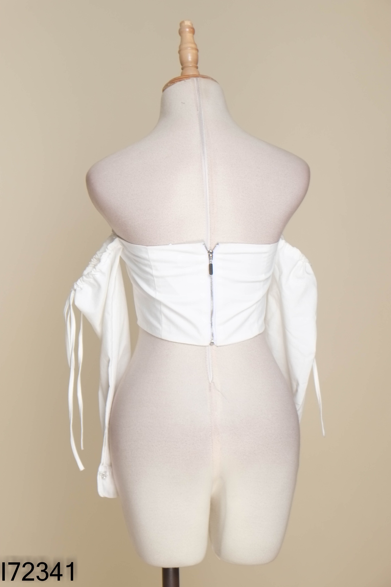 NEWTAG Áo croptop CLELIE trắng