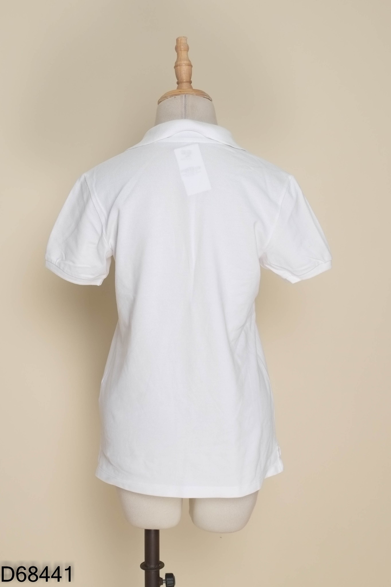 Áo UNIQLO trắng cổ polo