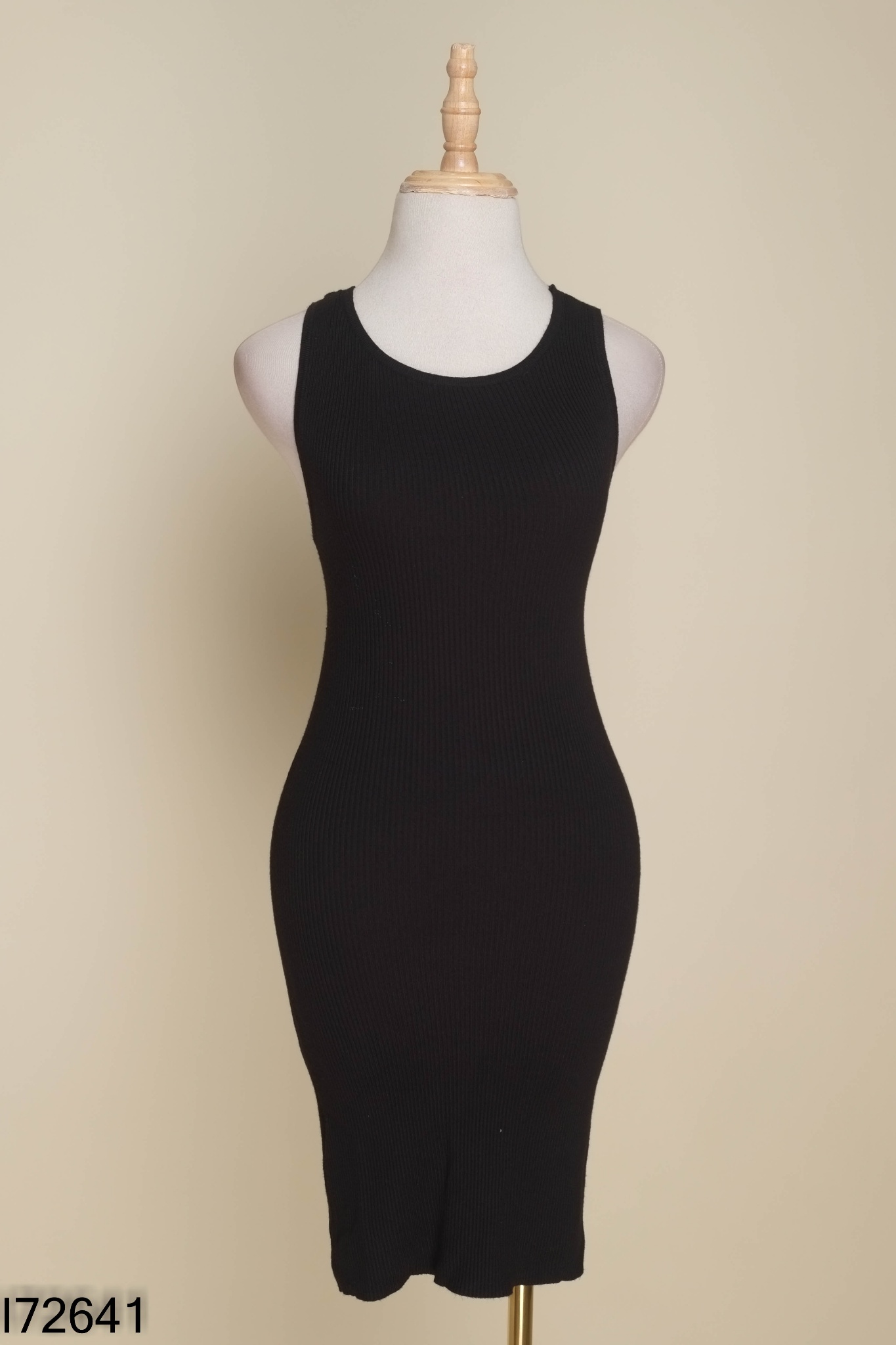 Váy sát nách MANGO đen trơn