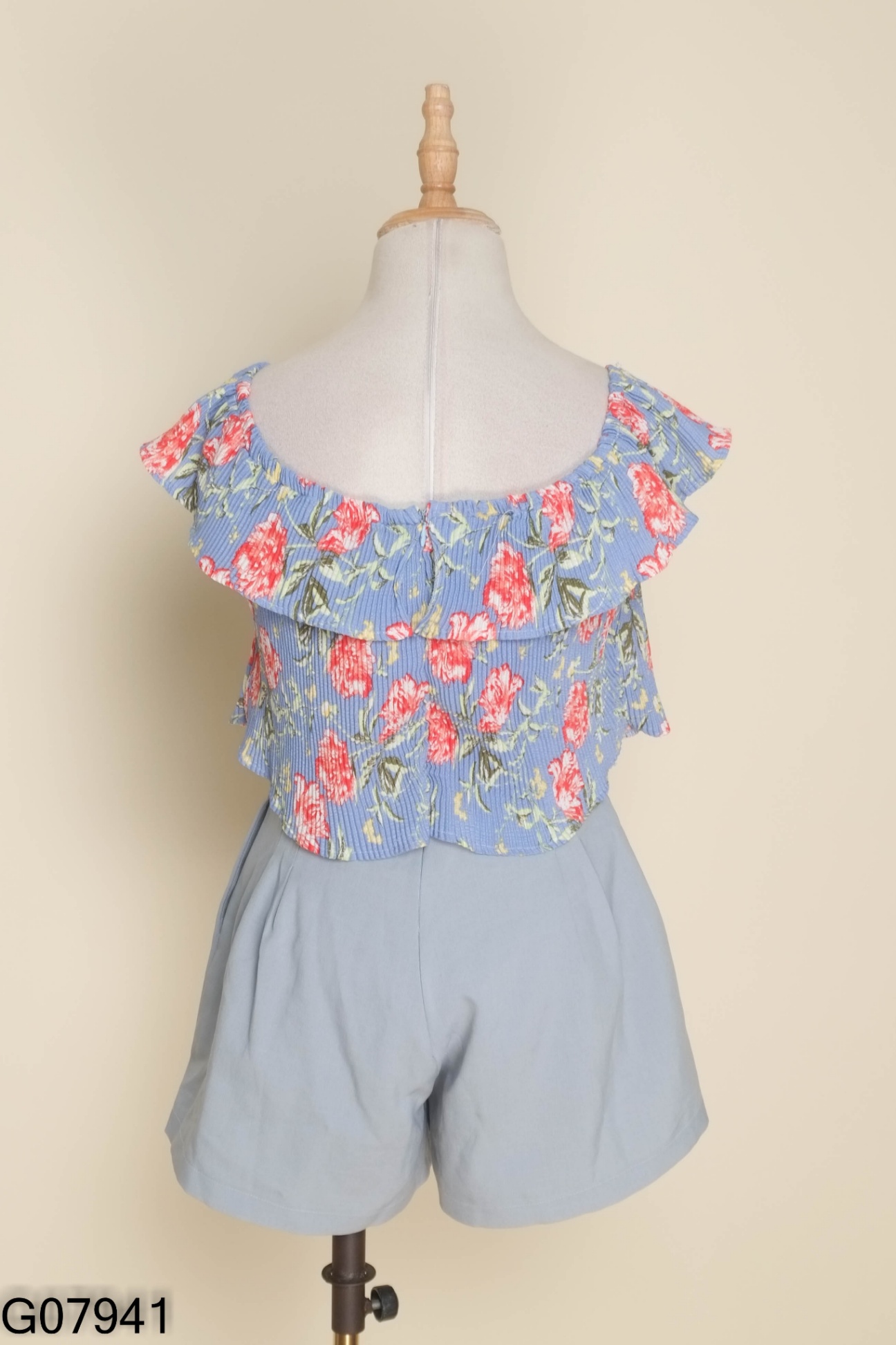 Jumpsuits trễ vai hoa xanh