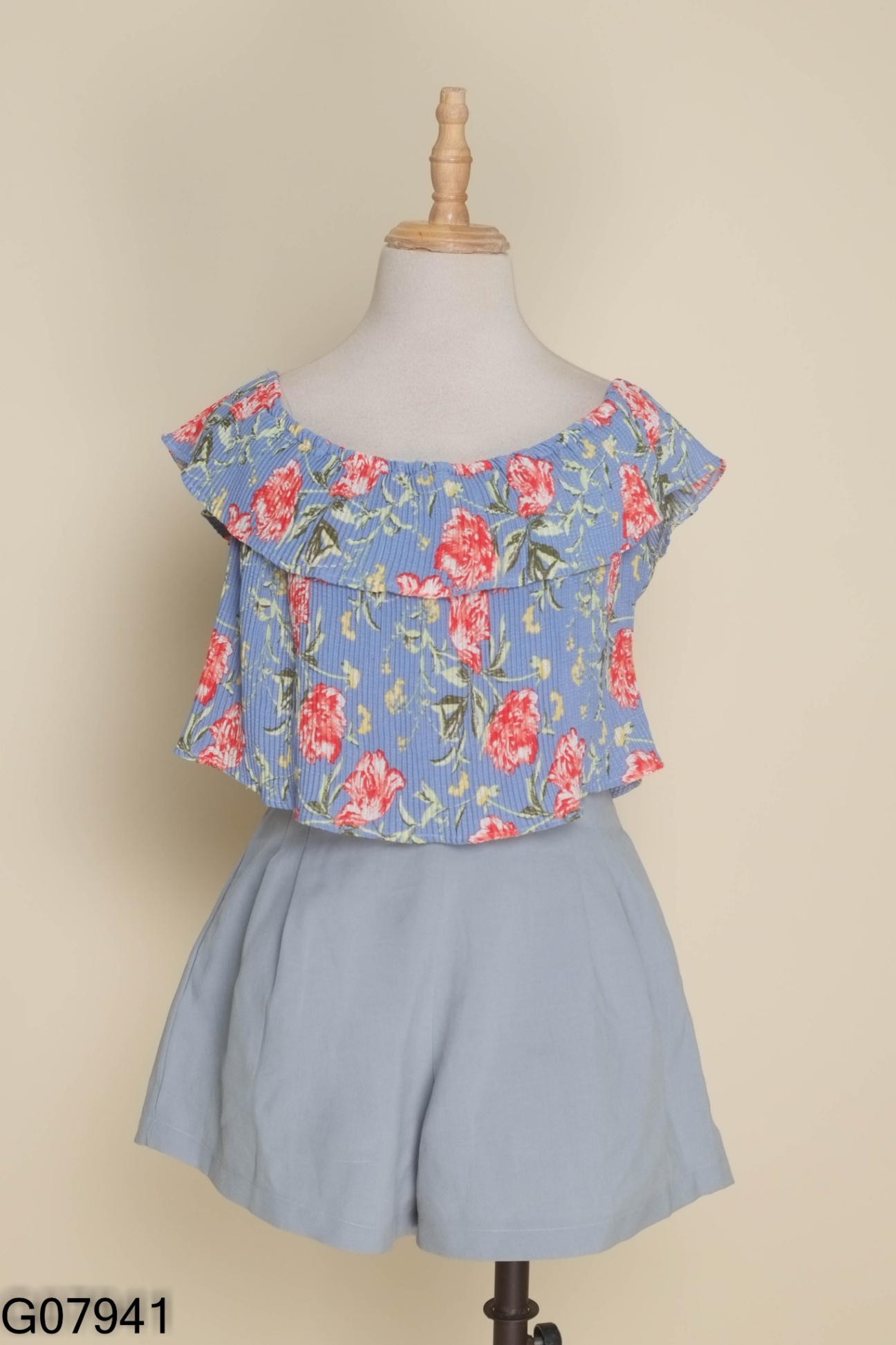 Jumpsuits trễ vai hoa xanh