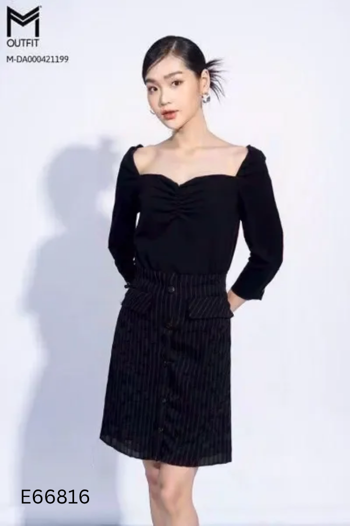 Váy nhung đen dúm ngực (ZARA xuất)