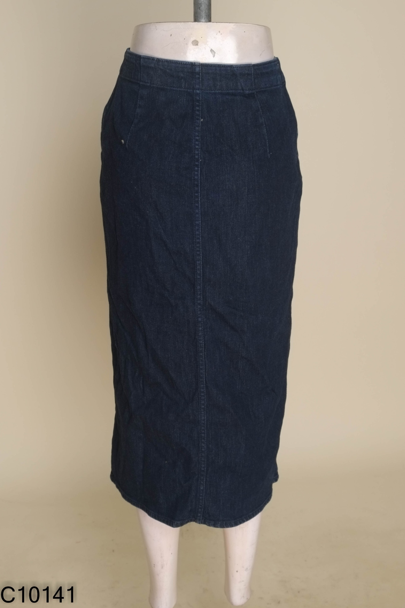 Chân váy jean xanh có túi