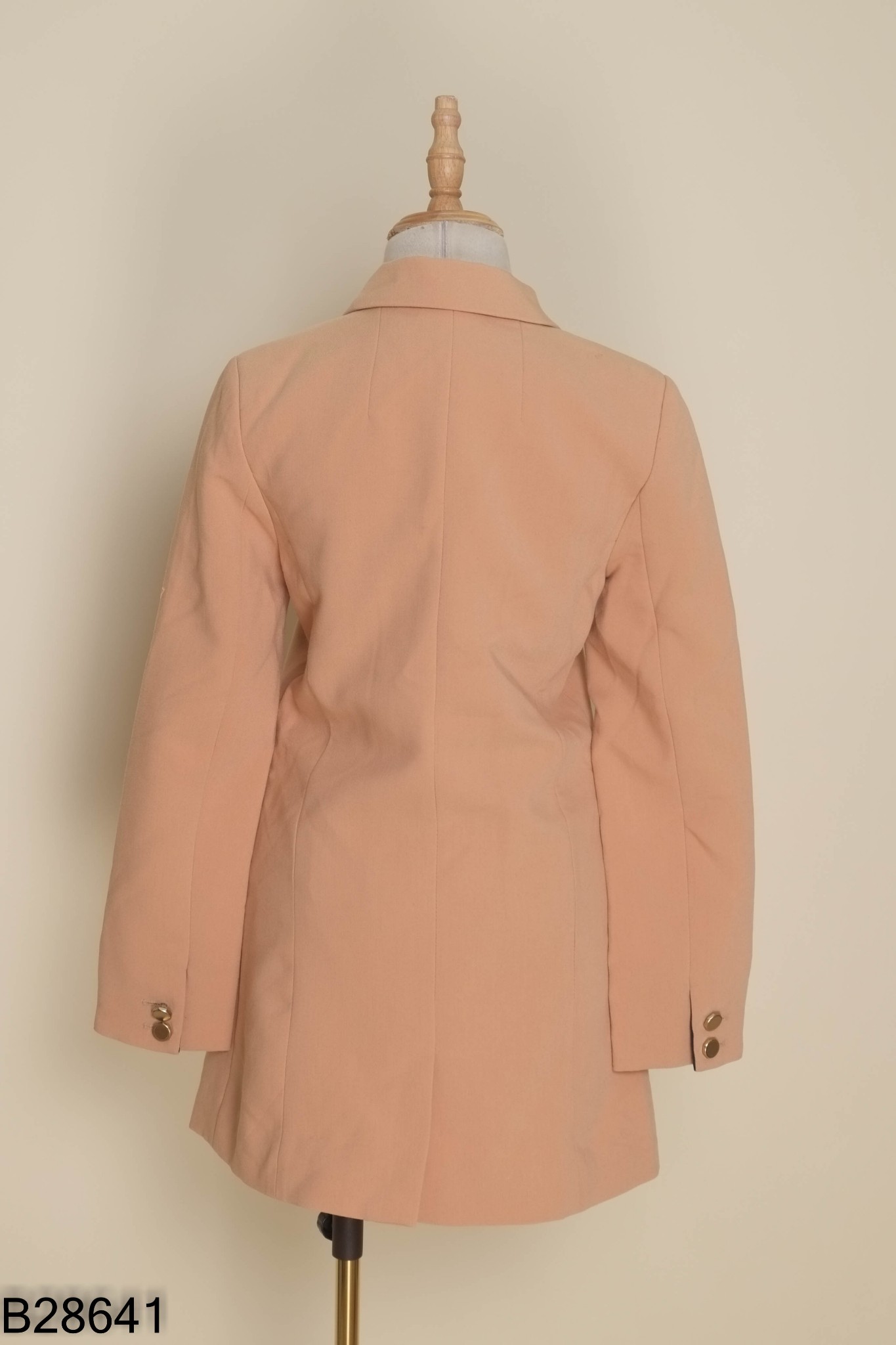 Blazer nâu be trơn