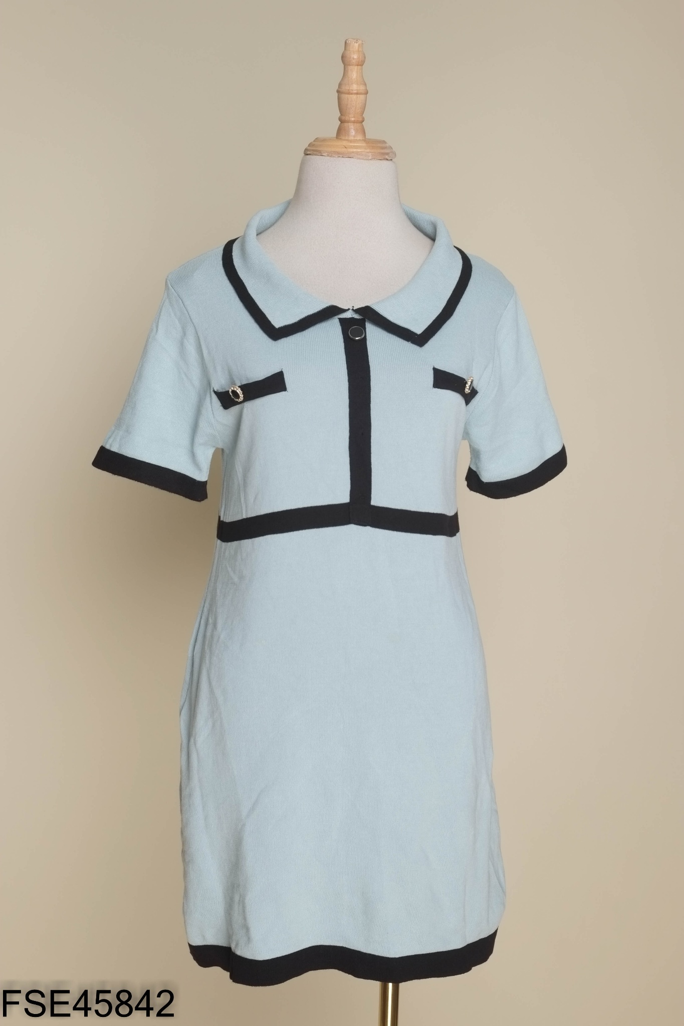 Váy len xanh có cổ