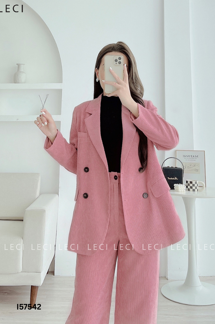 Áo LECI blazers hồng nhung tăm