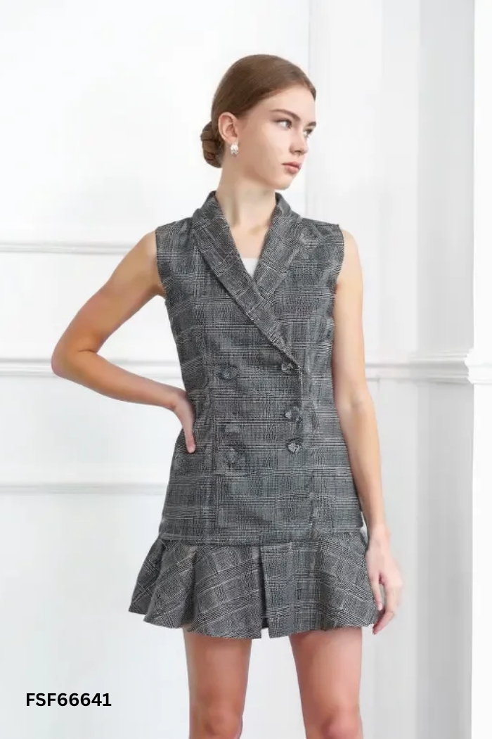 Áo khoác xám dài sát nách