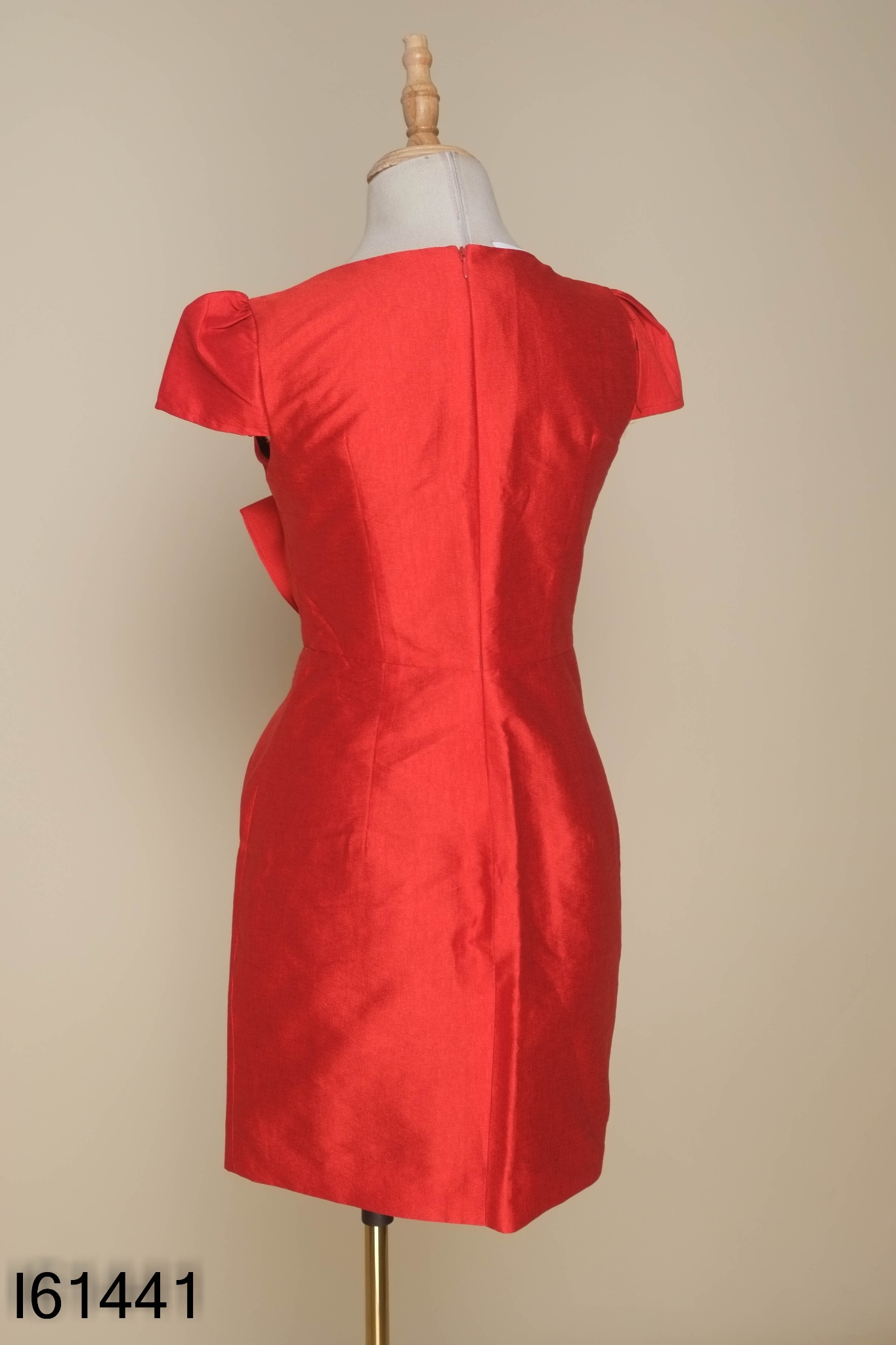 NEWTAG váy QUYNH BOUTIQUE đỏ trơn