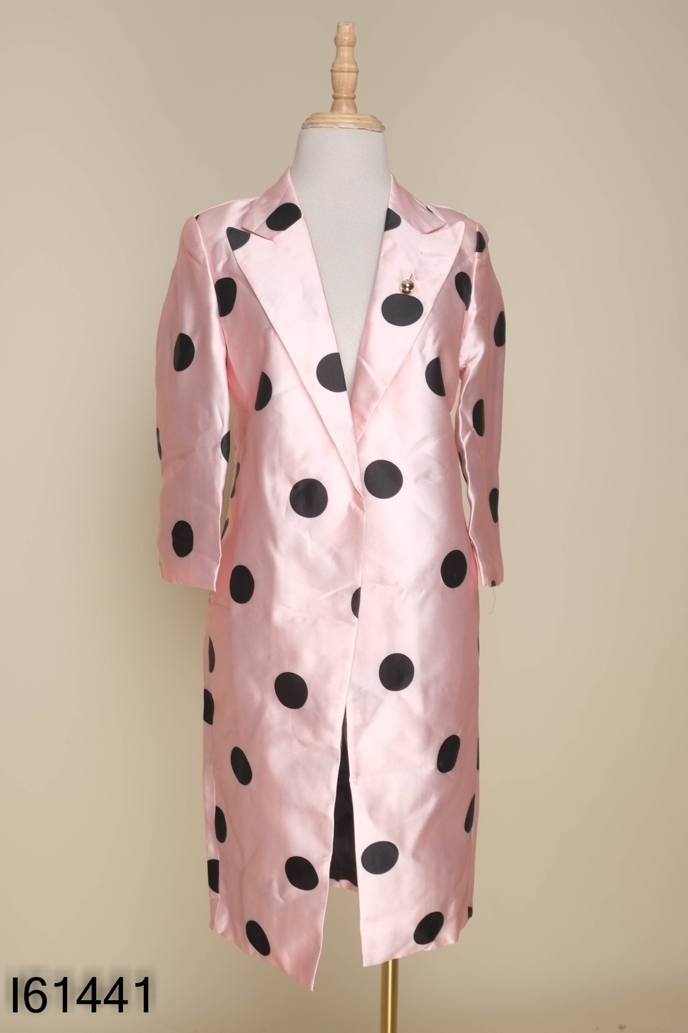 Áo khoác LANVIN hồng chấm bi đen