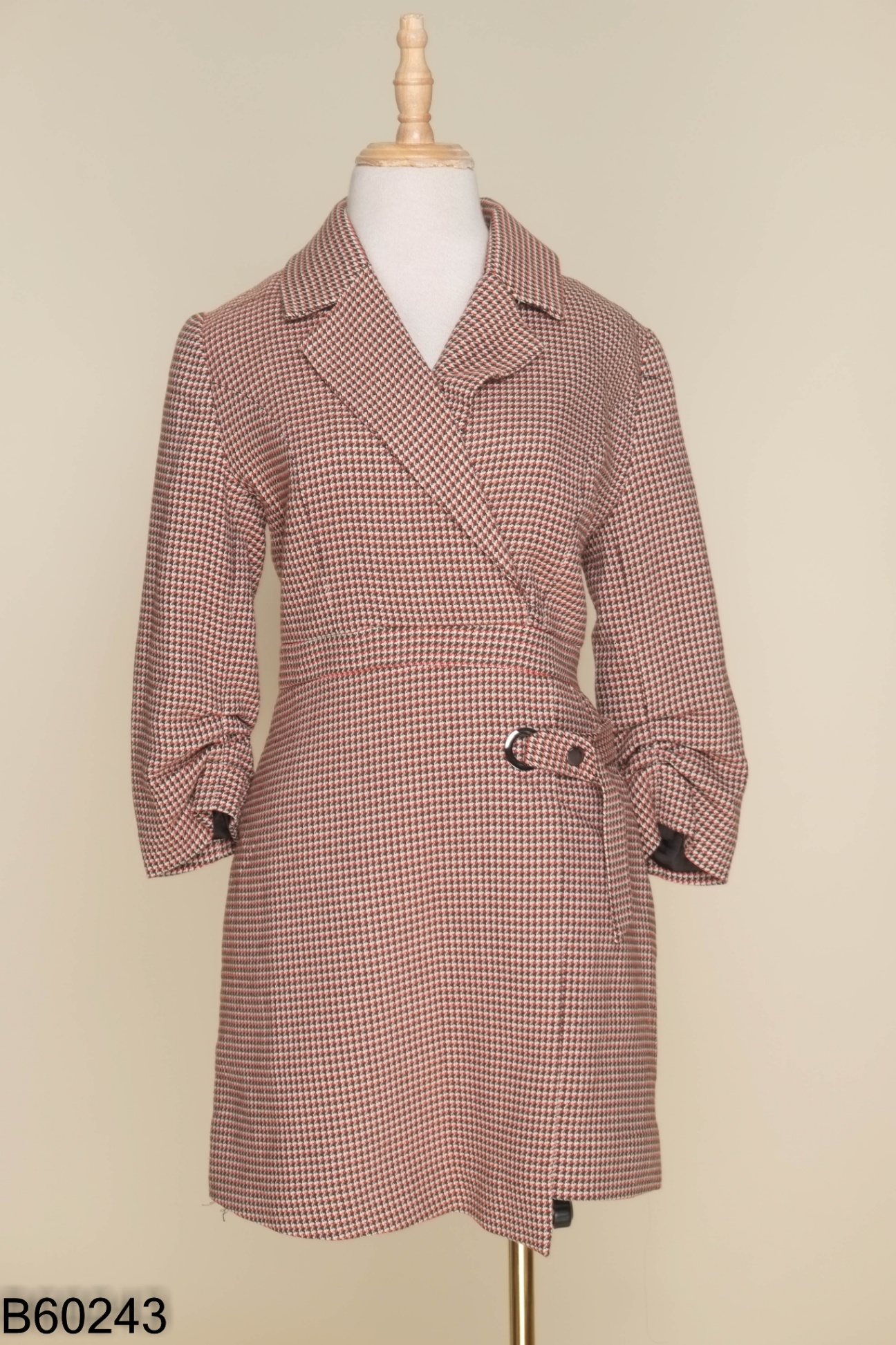 Áo khoác vest IVY MODA be họa tiết