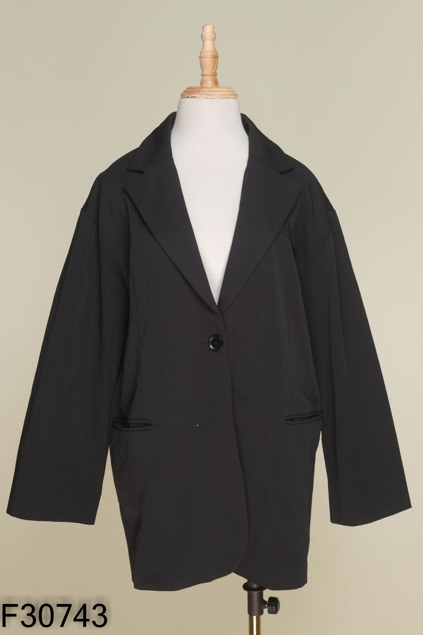 Blazer đen trơn