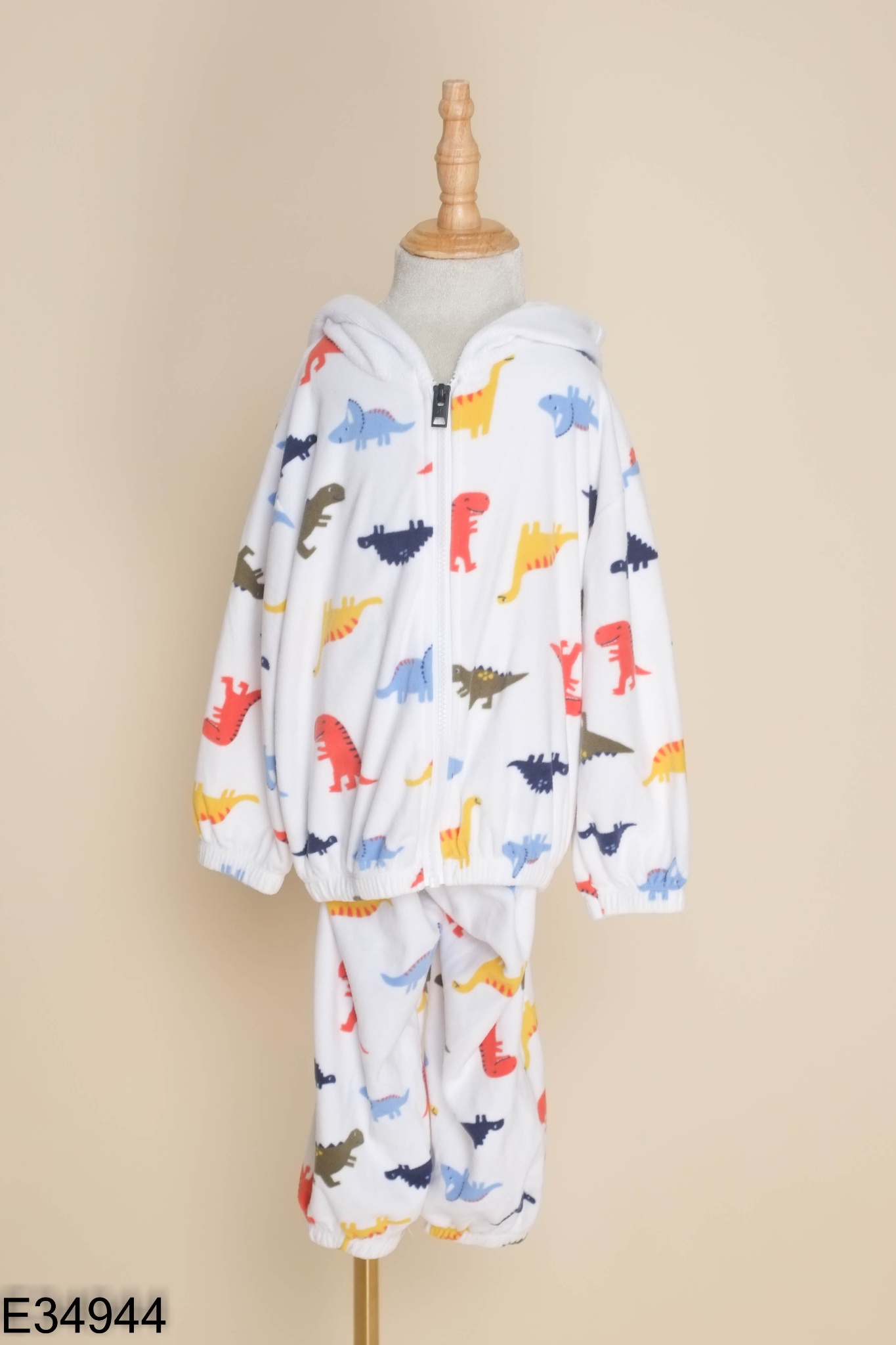SET đồ UNIQLO KIDS trắng nhung