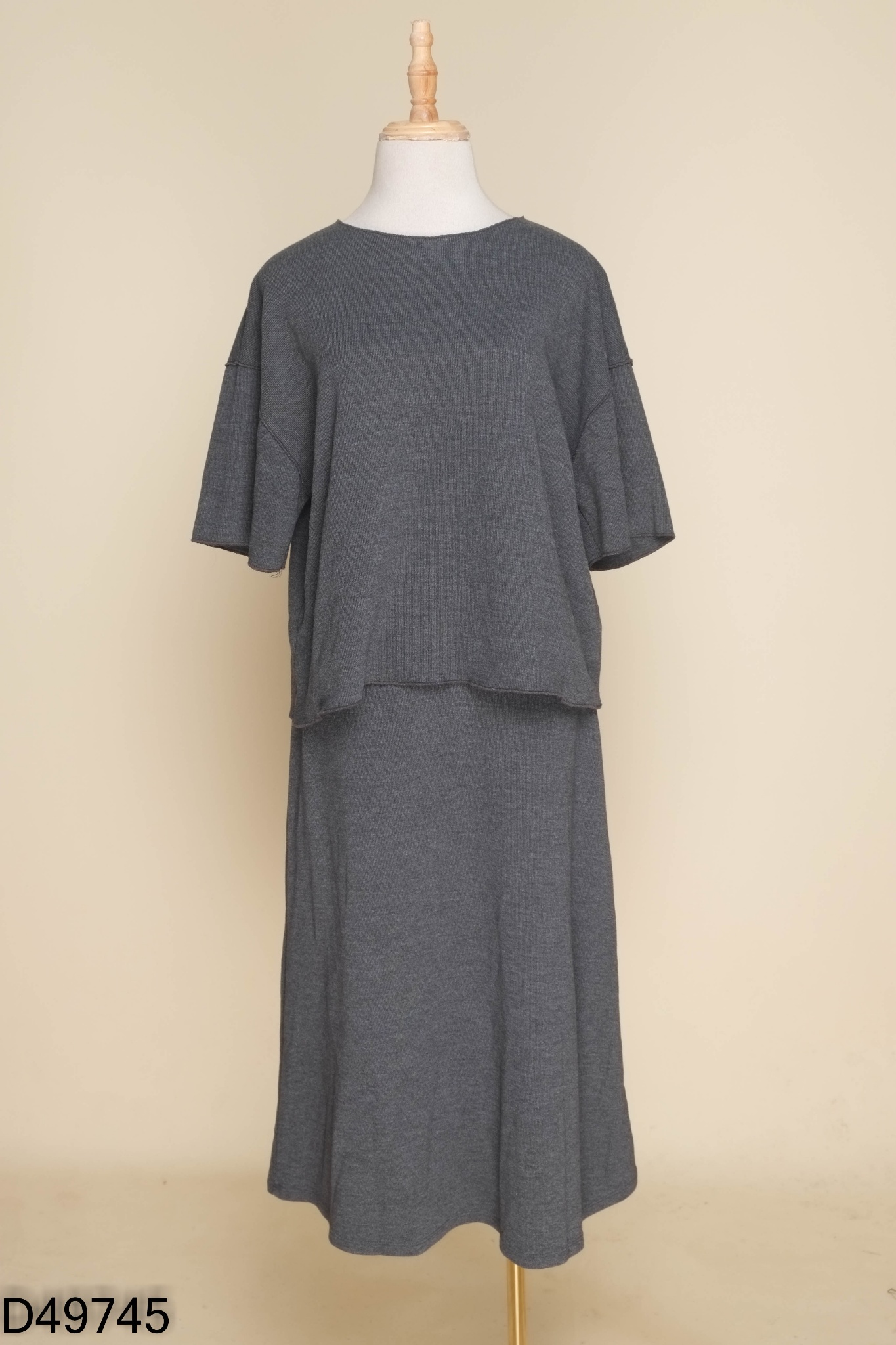 Set Áo xám ZARA trơn + chân váy