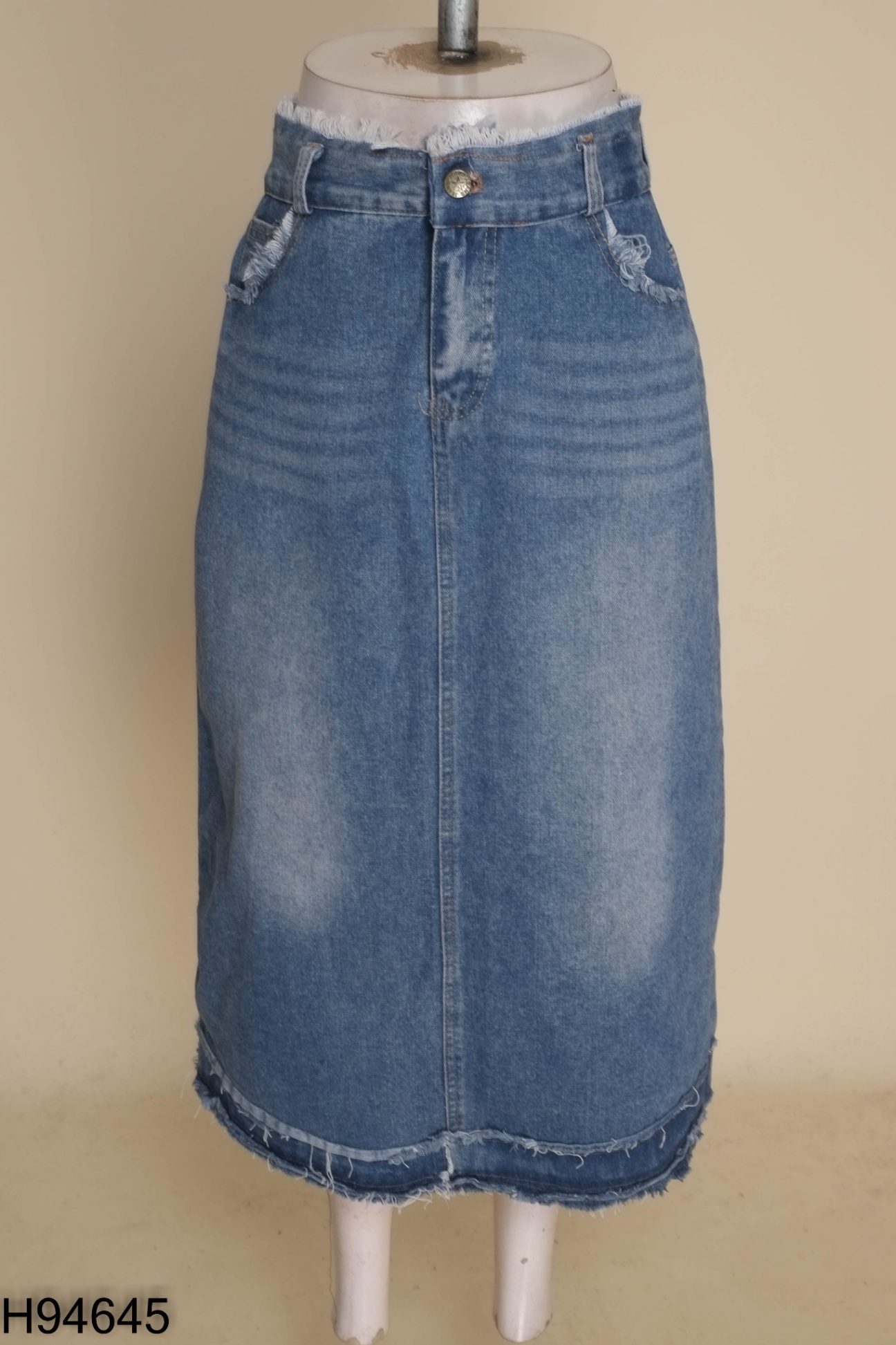 Chân váy jeans xanh tua rua