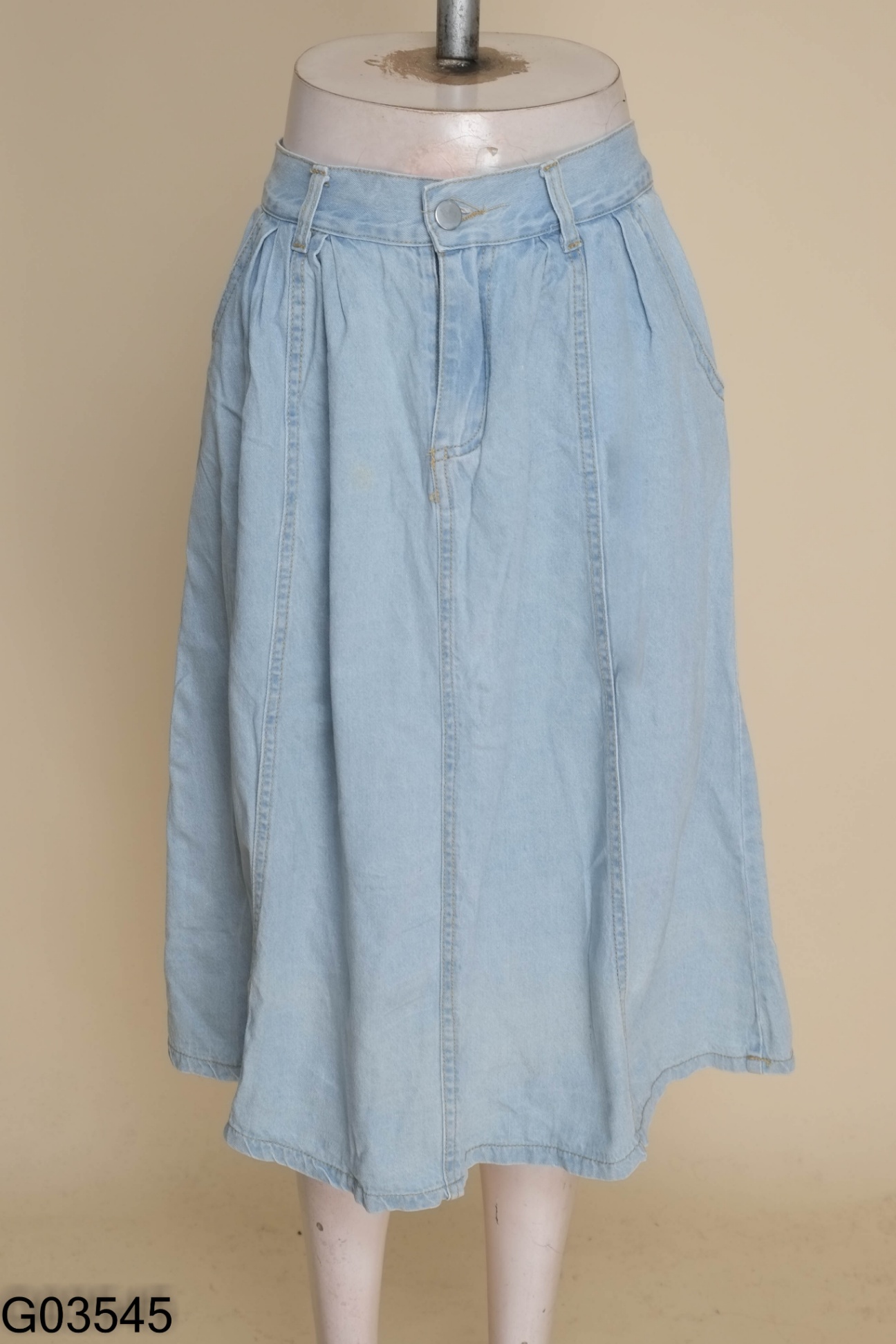 Chân váy xanh jeans