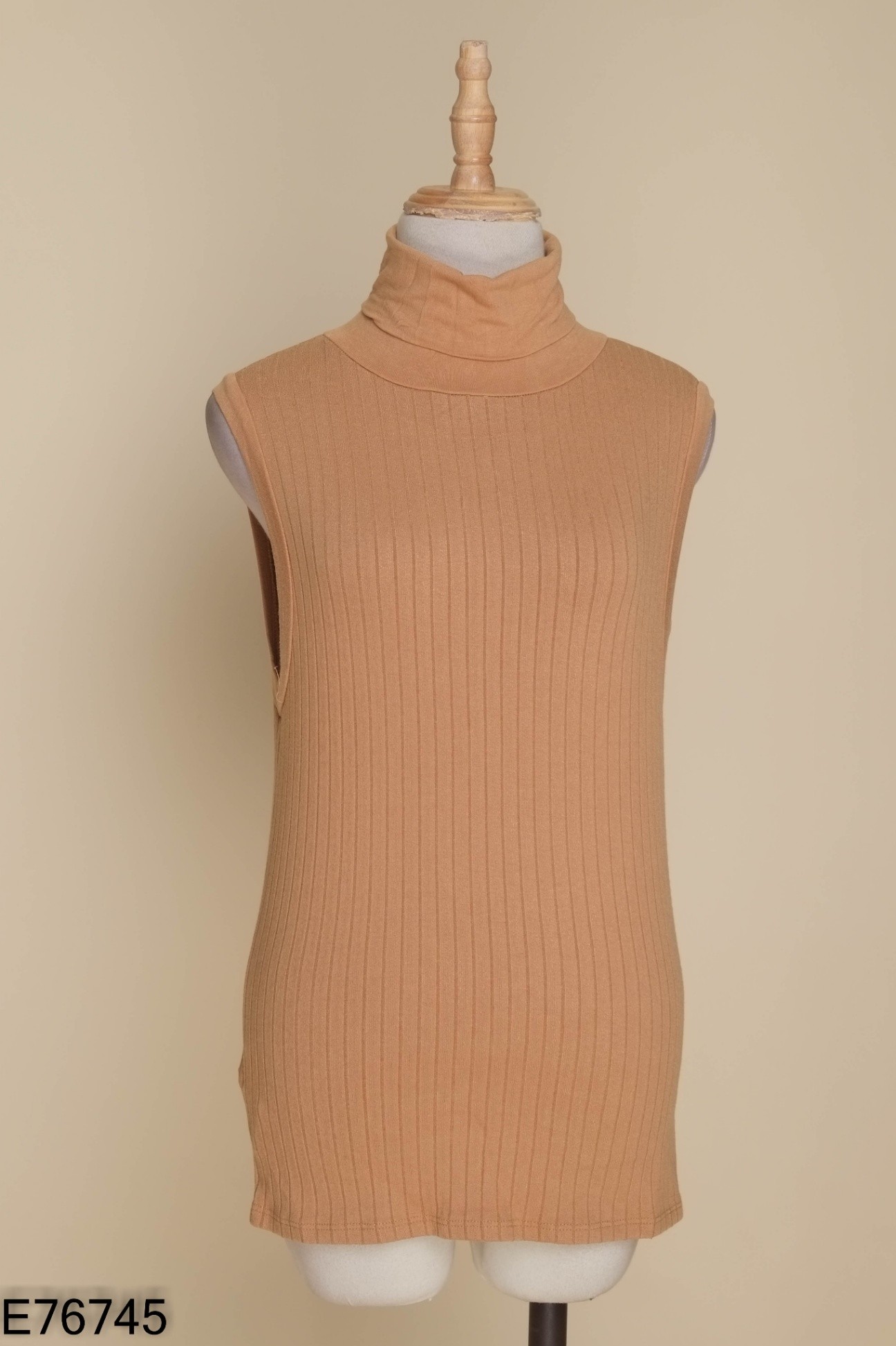 Áo sát nách MANGO nâu trơn