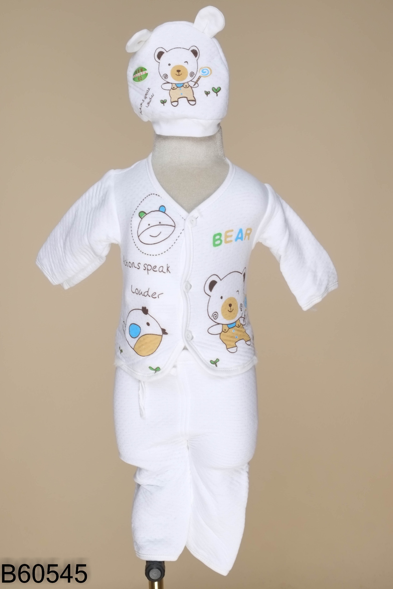 Set 4 món Áo trắng hình gấu + quần + yếm + mũ