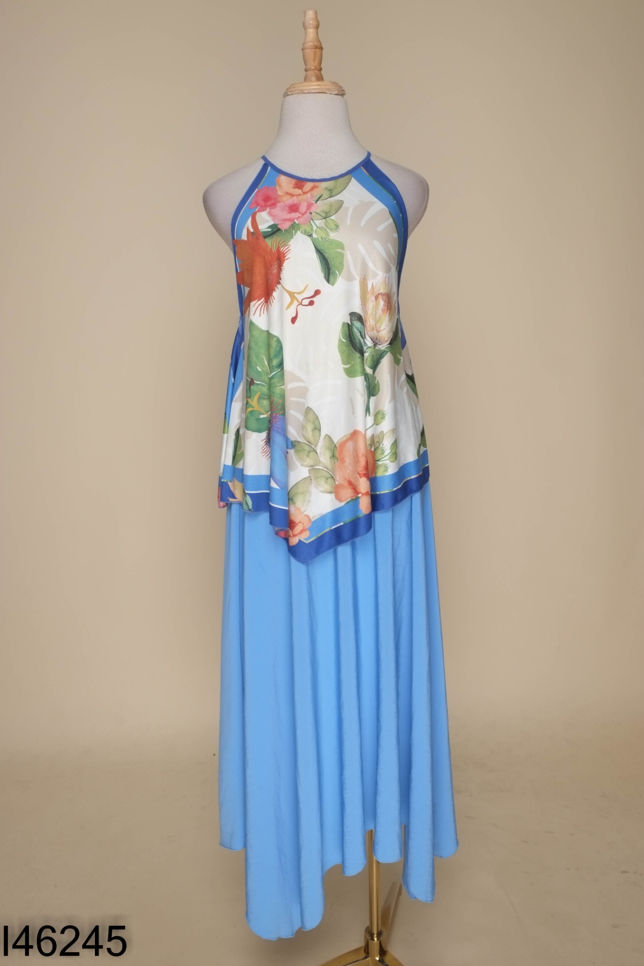 Set Áo xanh ZARA cổ yếm họa tiết + chân váy MANGO xanh (cắt tag)