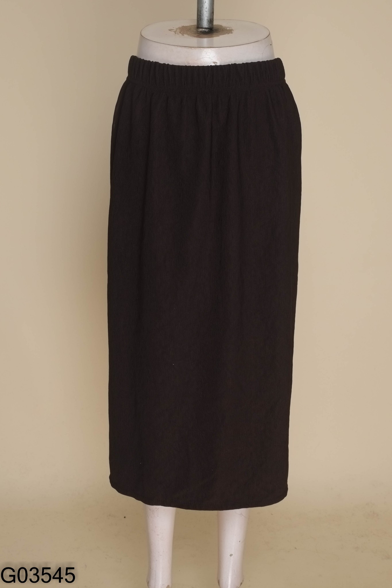 Váy dài tăm xẻ tà