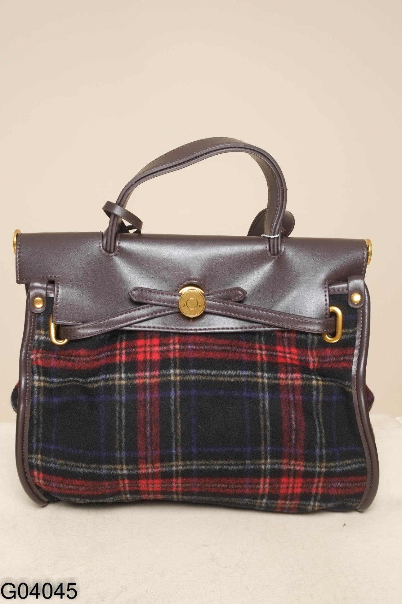 Túi xách nâu phối khóa vàng