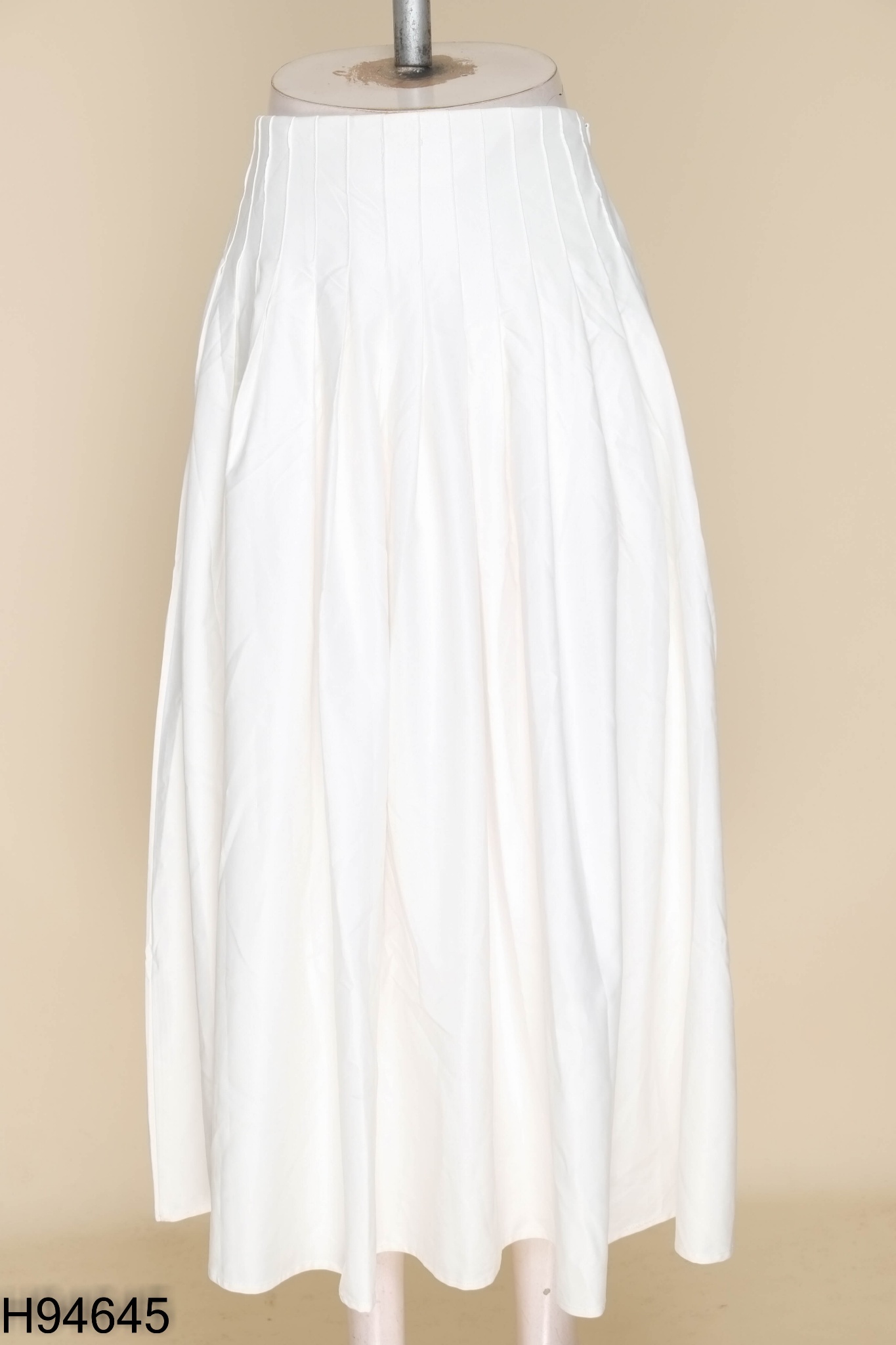 Chân váy ZARA be xếp ly