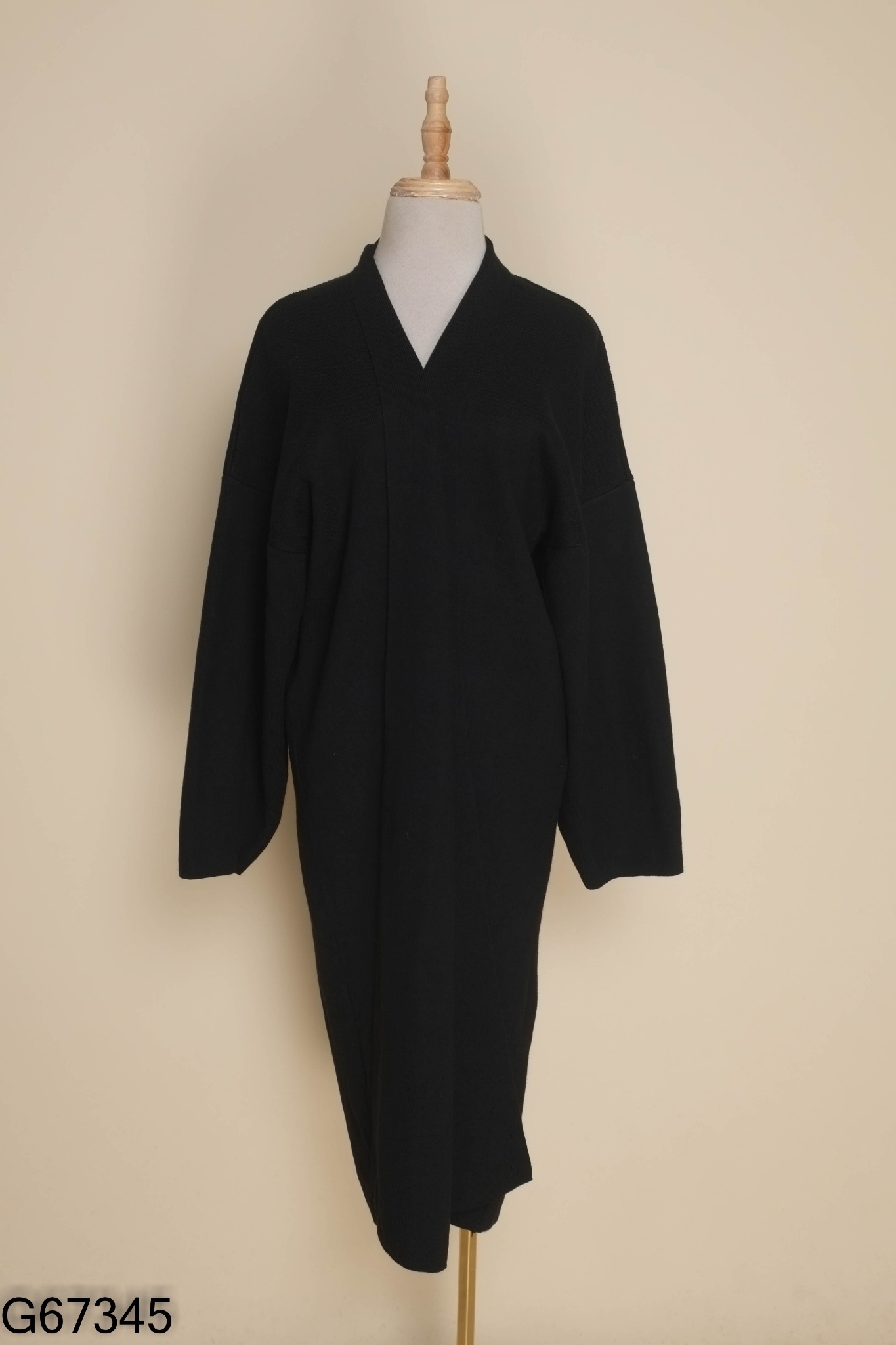 Áo cardigan len đen dài