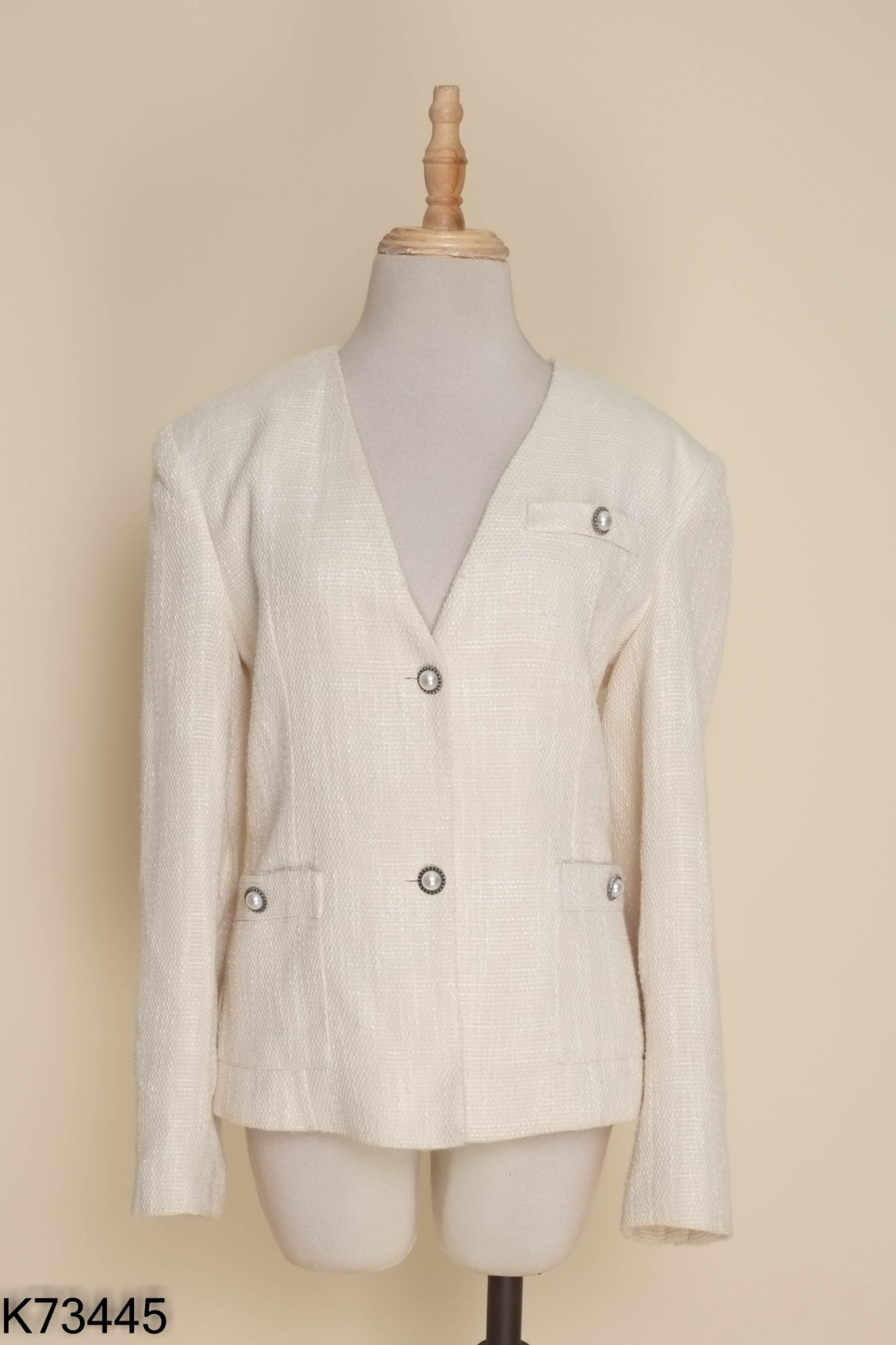 Áo dạ be BEA cúc ngọc