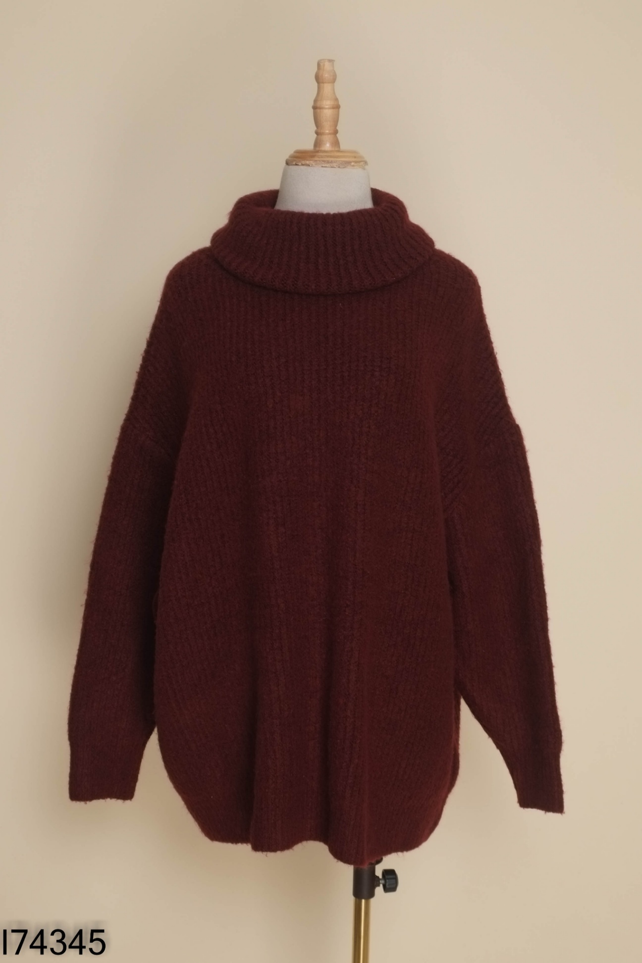 Áo len ZARA đỏ cổ lọ