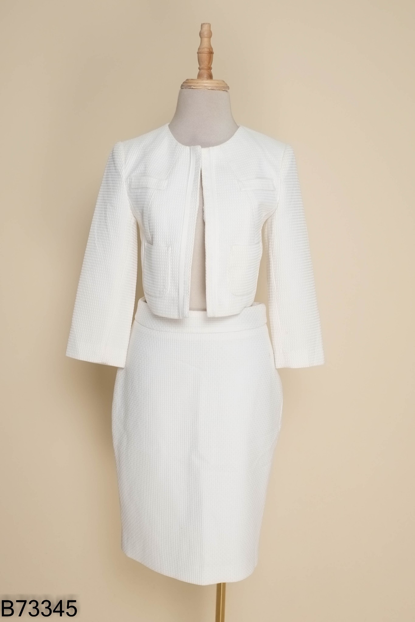 Set Áo trắng IVY MODA + chân váy